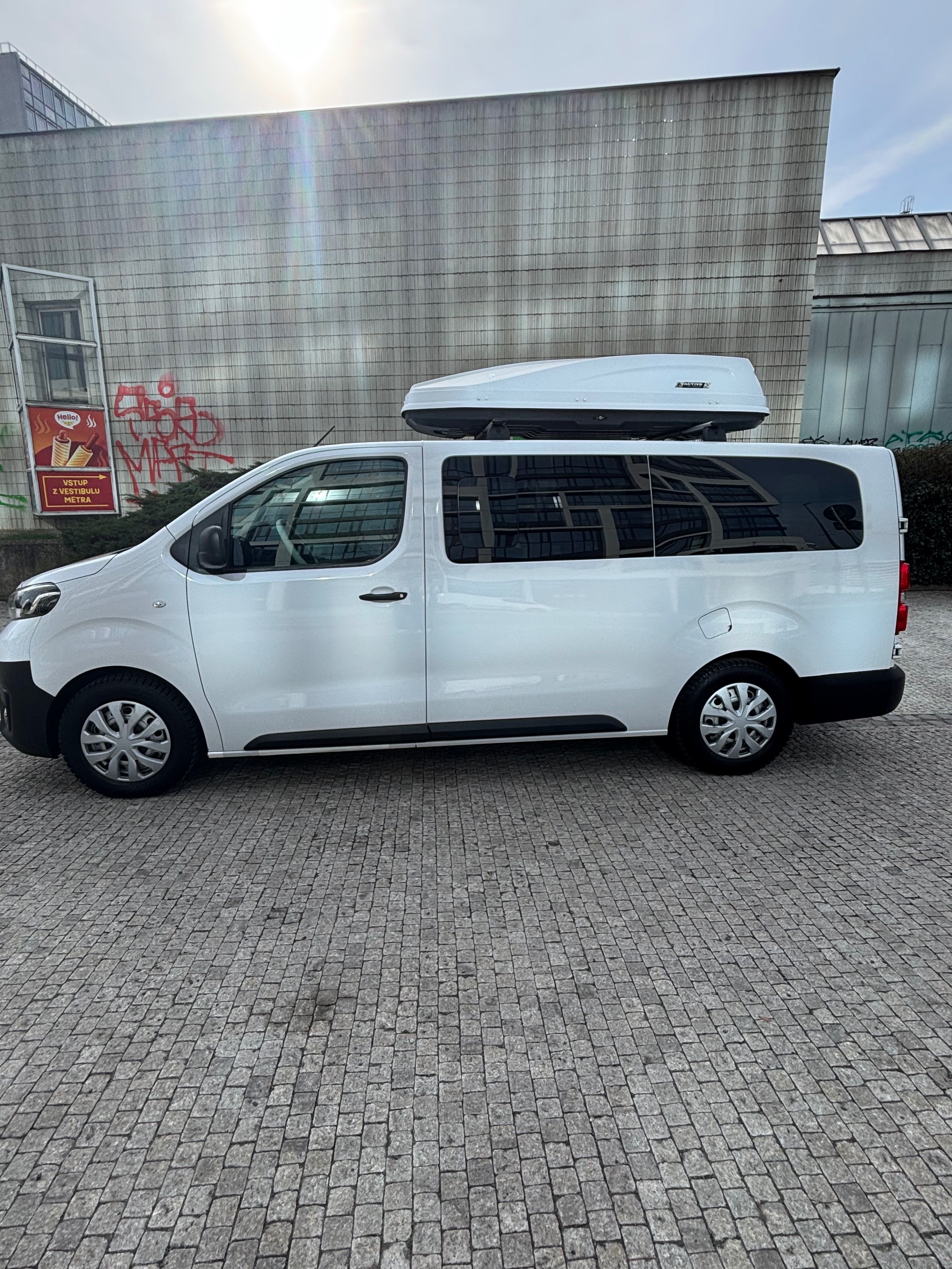 Toyota Proace, 2.0D 144k, 6MT, L2, v záruce - fotka 2