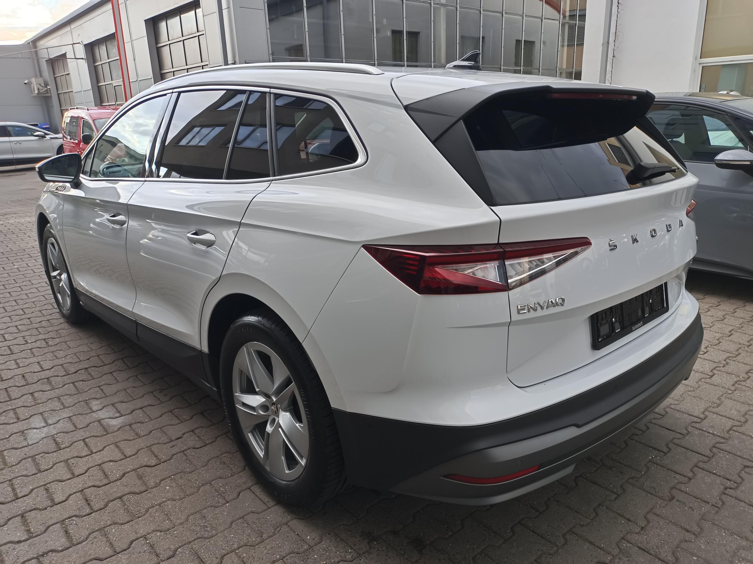 Škoda Enyaq iV, iV 80 150kW / ALU 19'' - fotka 5