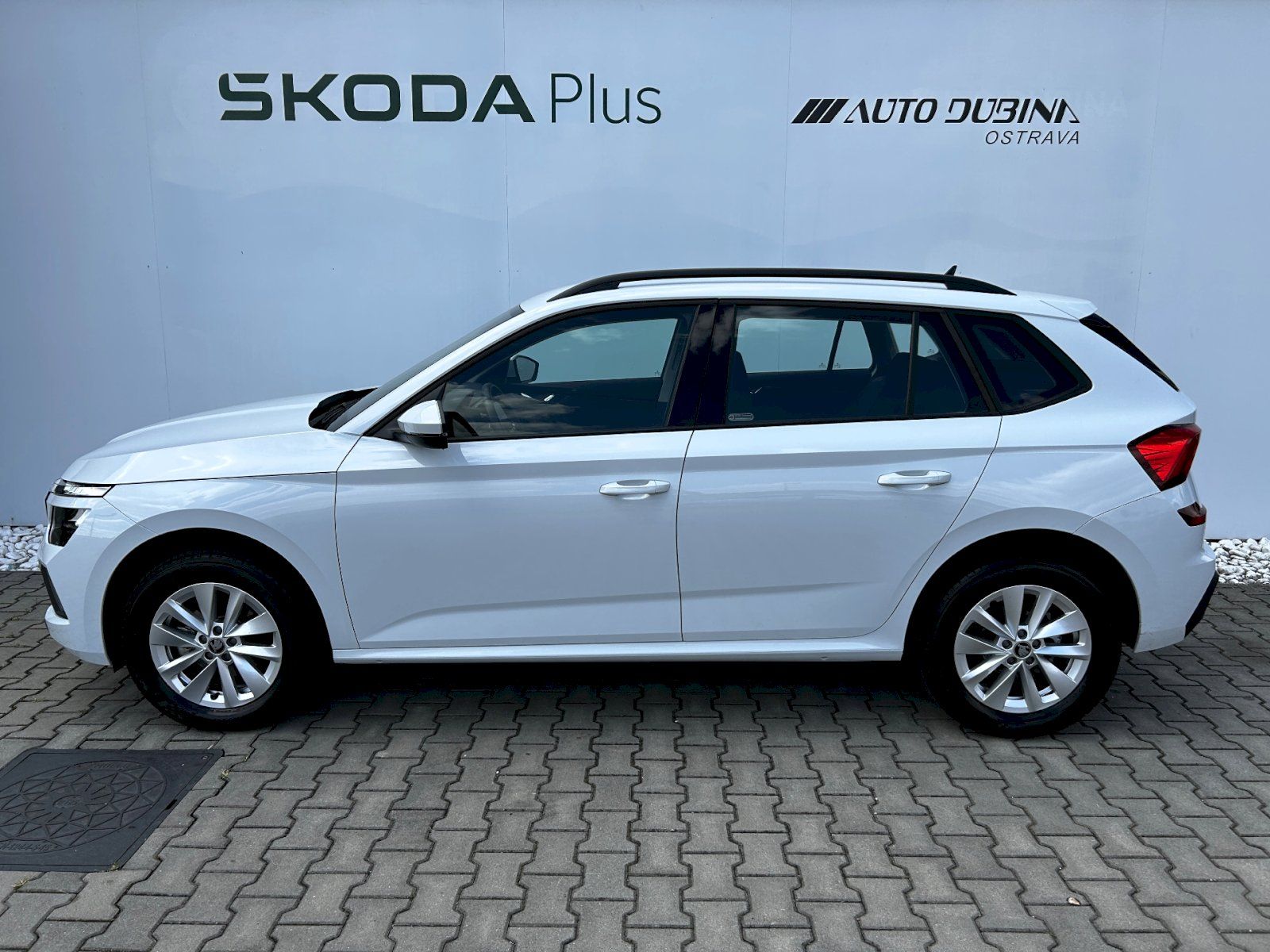 Škoda Kamiq, 1.0 TSI 85kW MP6 Selection - fotka 3