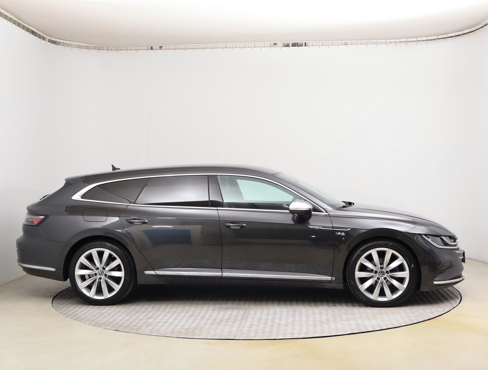 Volkswagen Arteon Shooting Brake, 2.0 TDI, Elegance, Automat, ČR - fotka 6