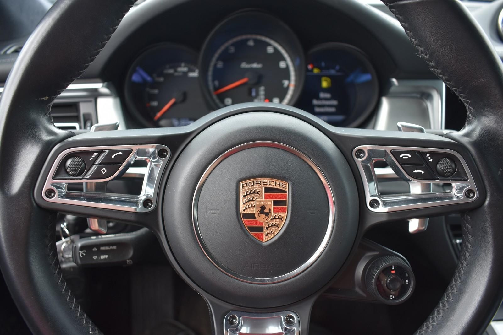 Porsche Macan, 2.9 Turbo PDK vzduch Panorama - fotka 4
