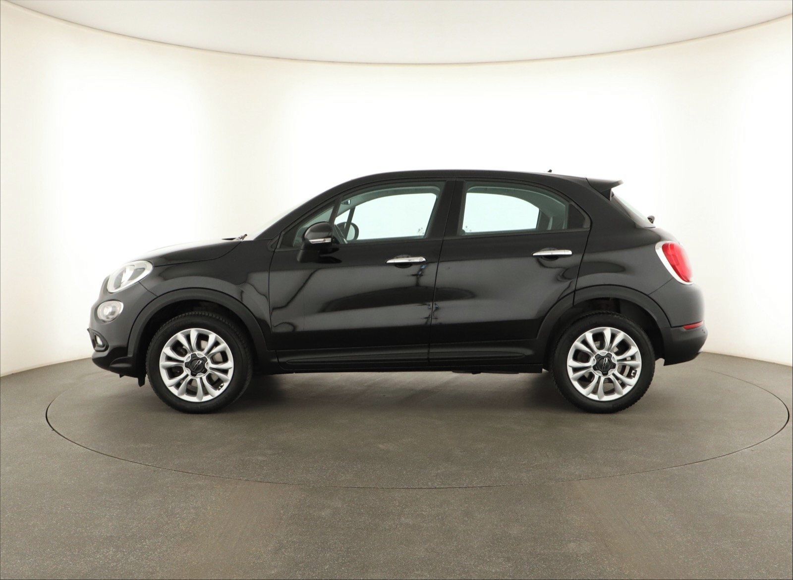 Fiat 500X, 1.6 E.torQ, Navi - fotka 3