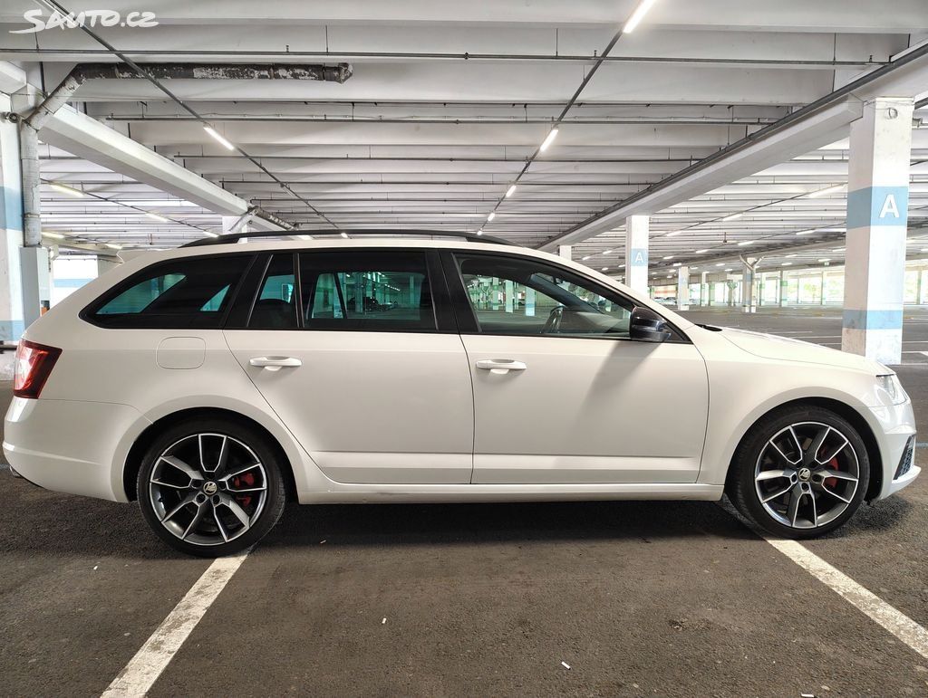 Škoda Octavia, RS 180kW NOVÁ V ČR,1.MAJITEL - fotka 4