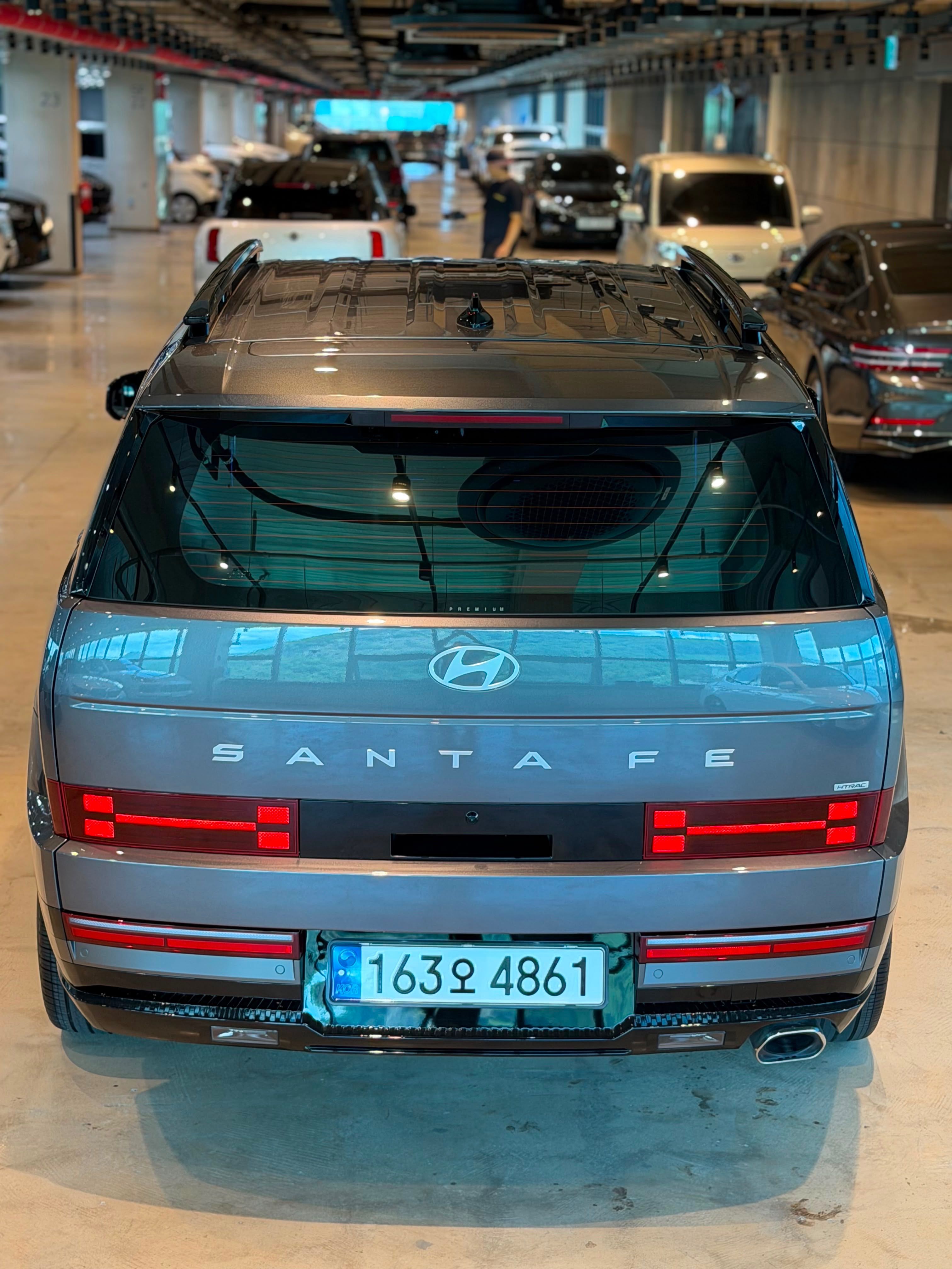 Hyundai Santa Fe, 2.5T-GDI,207KW,CALLIGRAPHY,4X4 - fotka 4