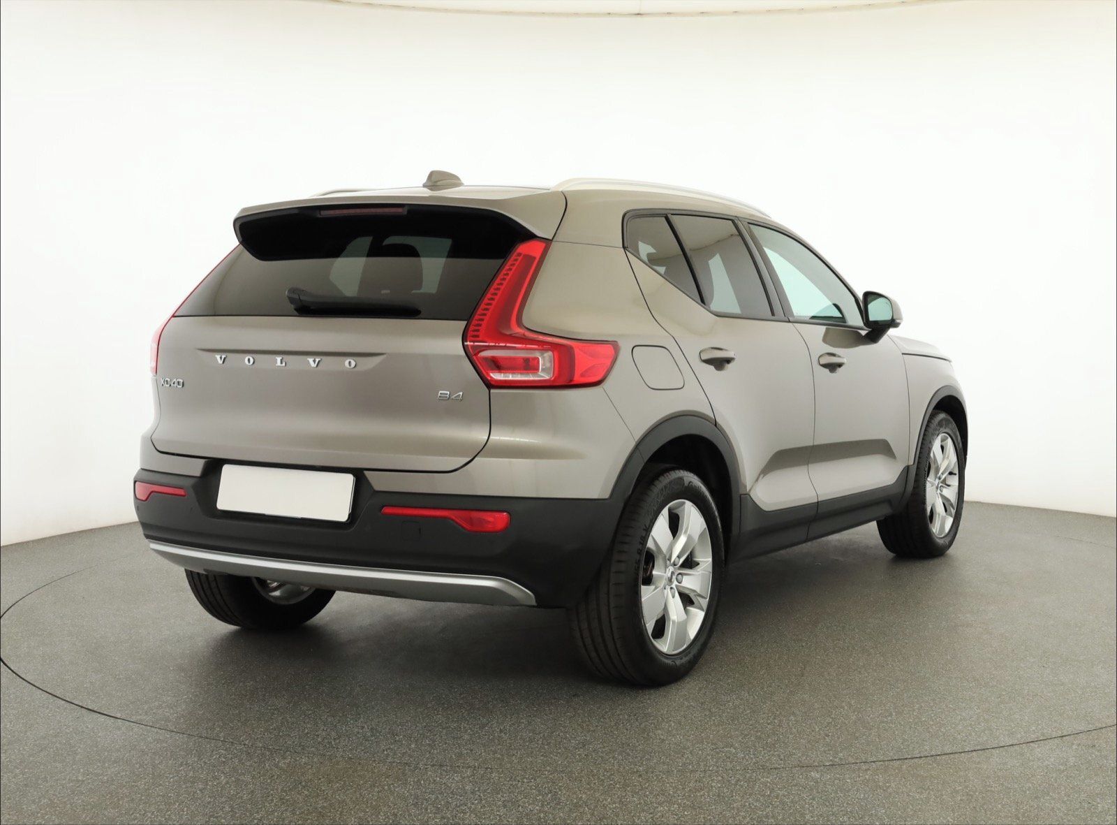 Volvo XC40, B4, Automat, Serv.kniha, Kůže - fotka 5