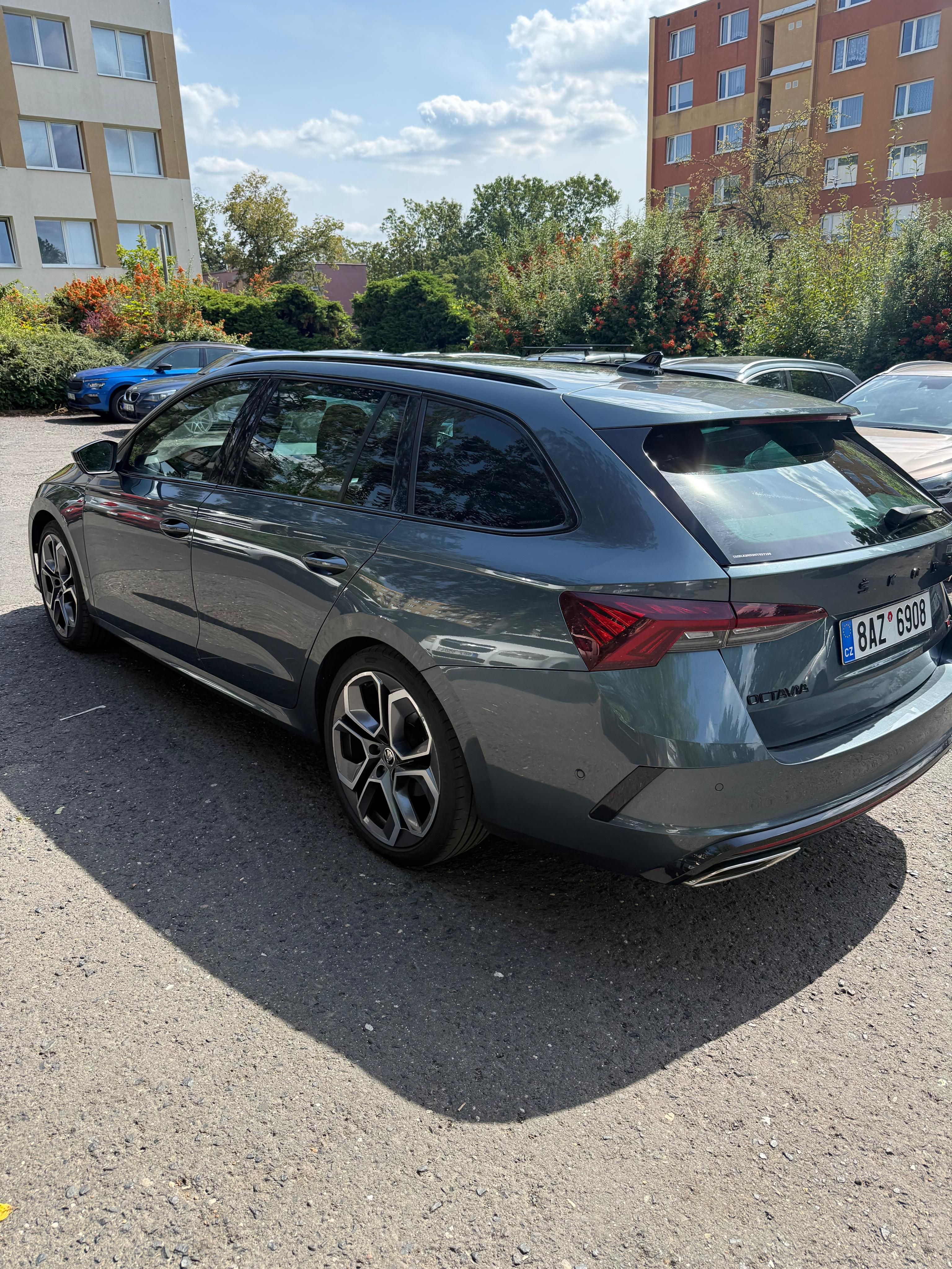 Škoda Octavia, IV RS 2.0TDi 4x4, webasto - fotka 4