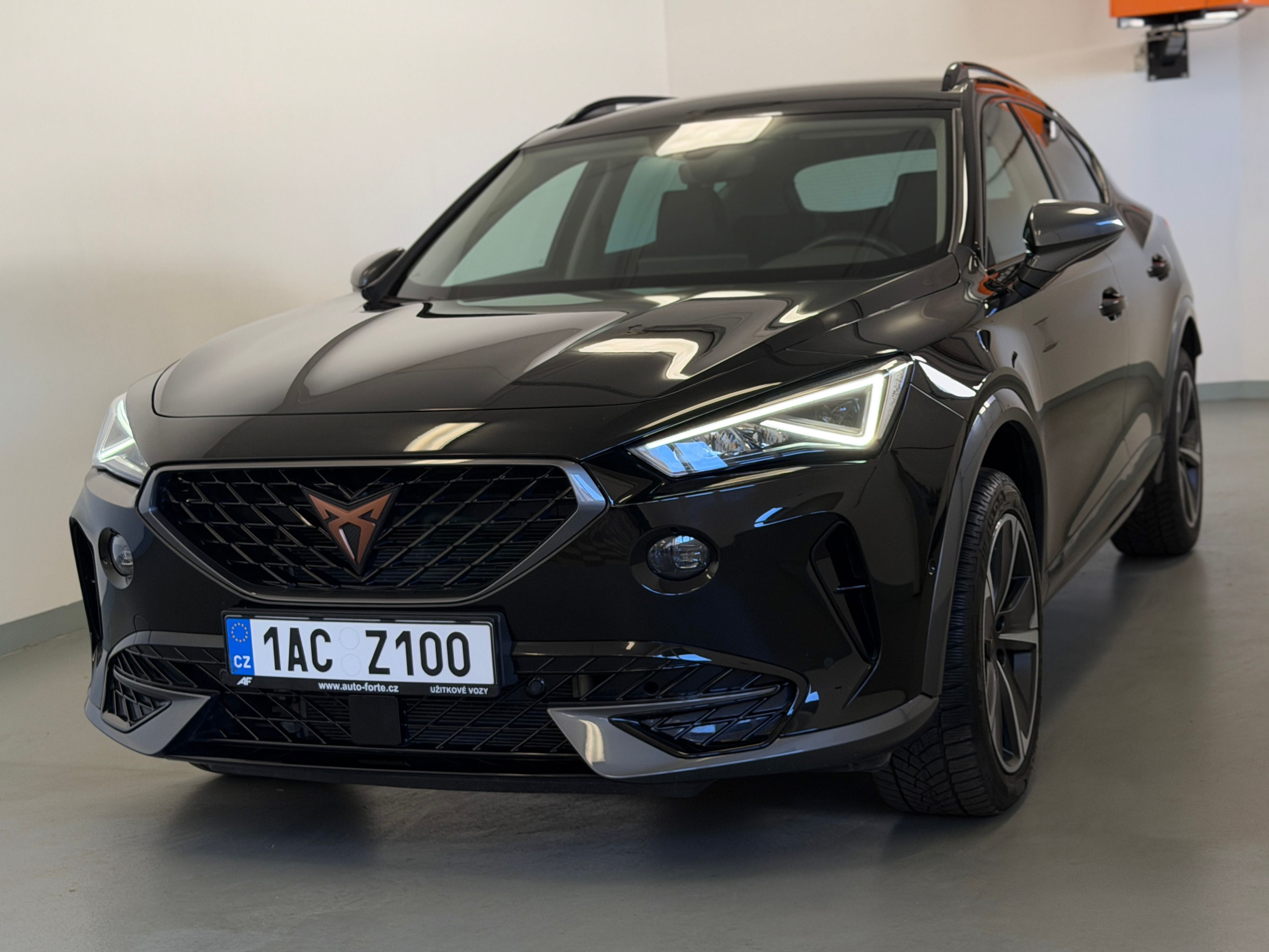Cupra Formentor, 1,5TSI 110KW DSG 1 Maj ZÁRUKA - fotka 2