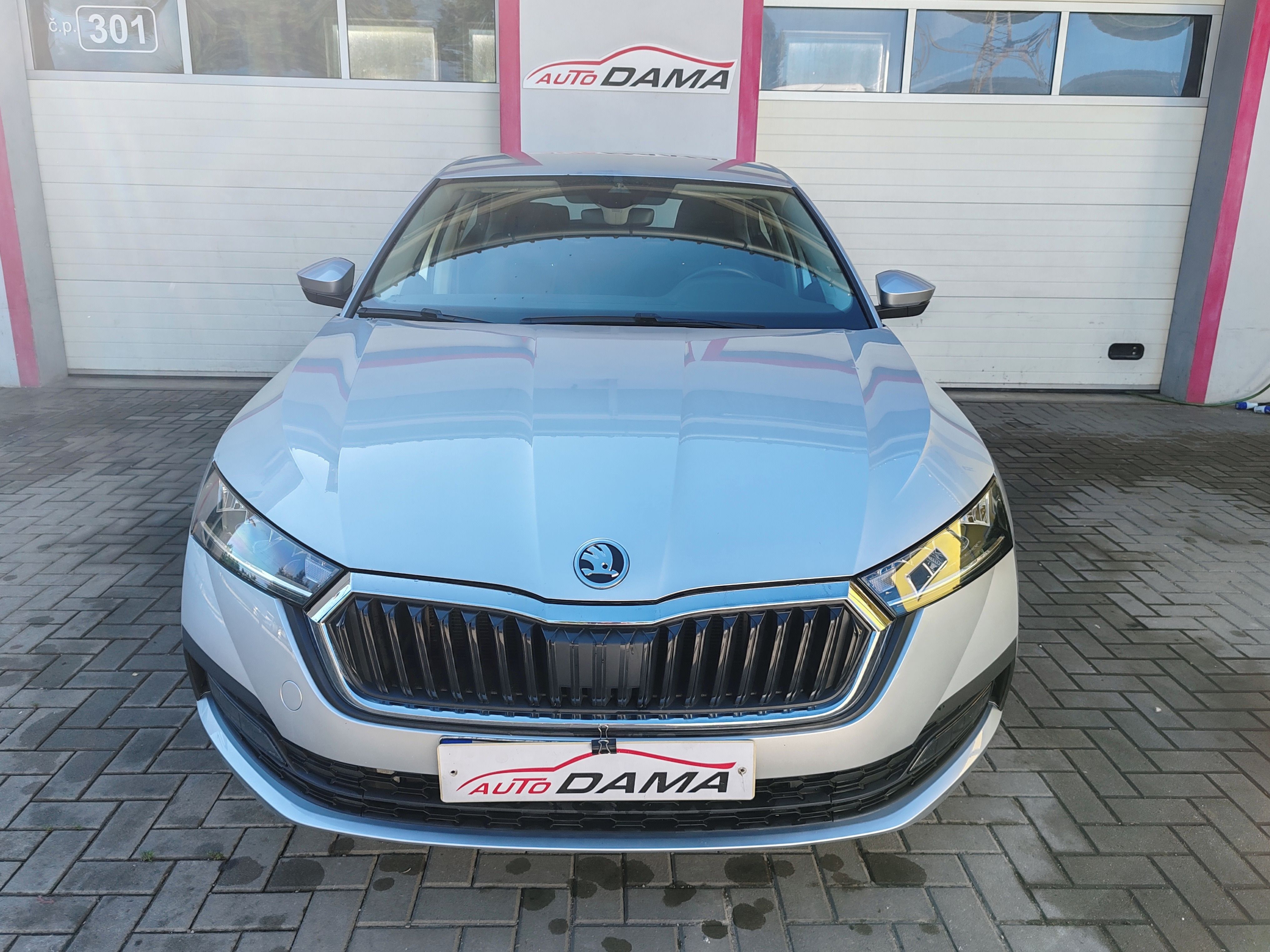 Škoda Octavia, 2.0TDI Ambition 1 Maj*ČR*DPH - fotka 2