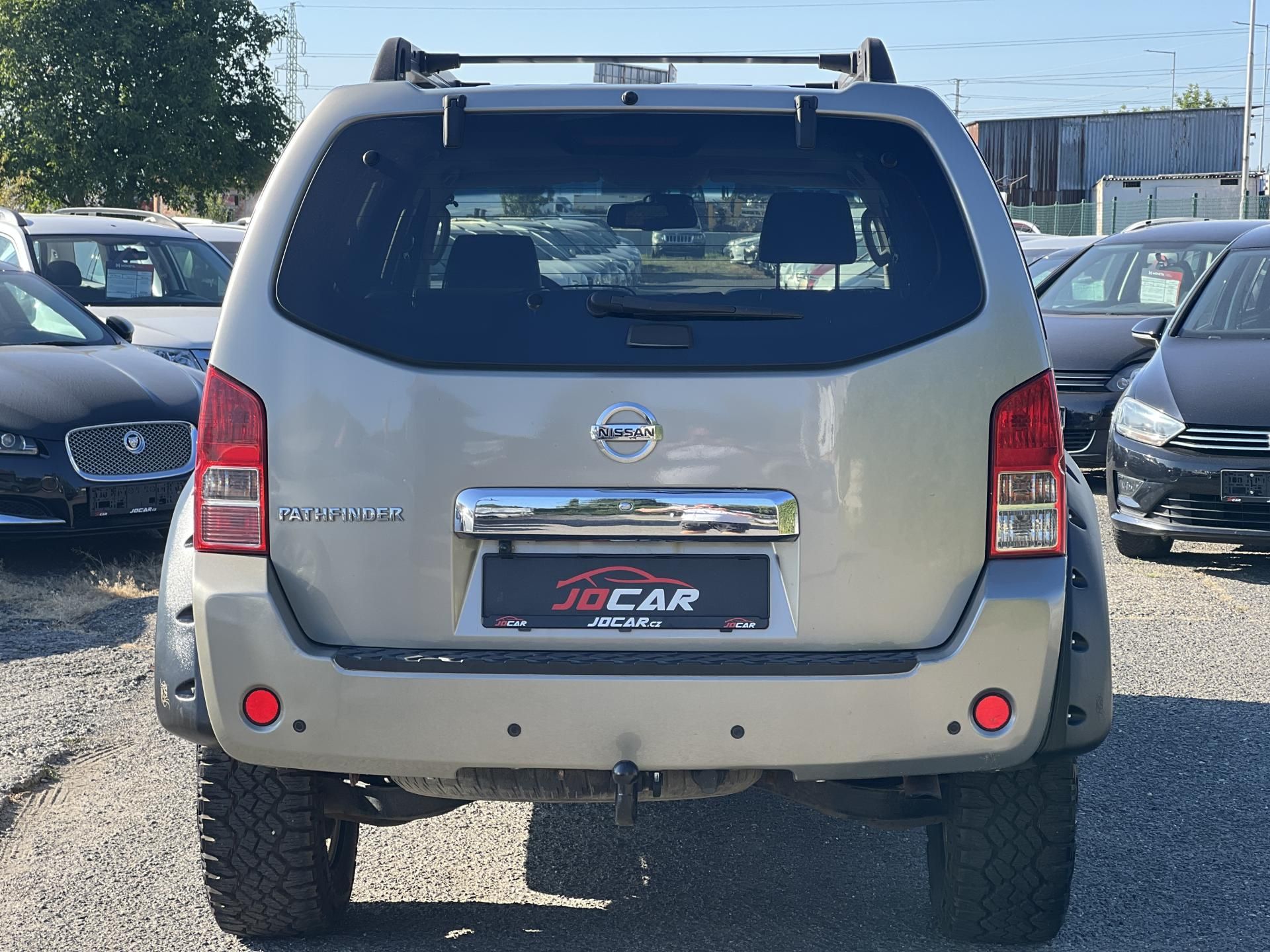 Nissan Pathfinder, 2.5DCi 4x4 AUTOMAT 7MÍST - fotka 6