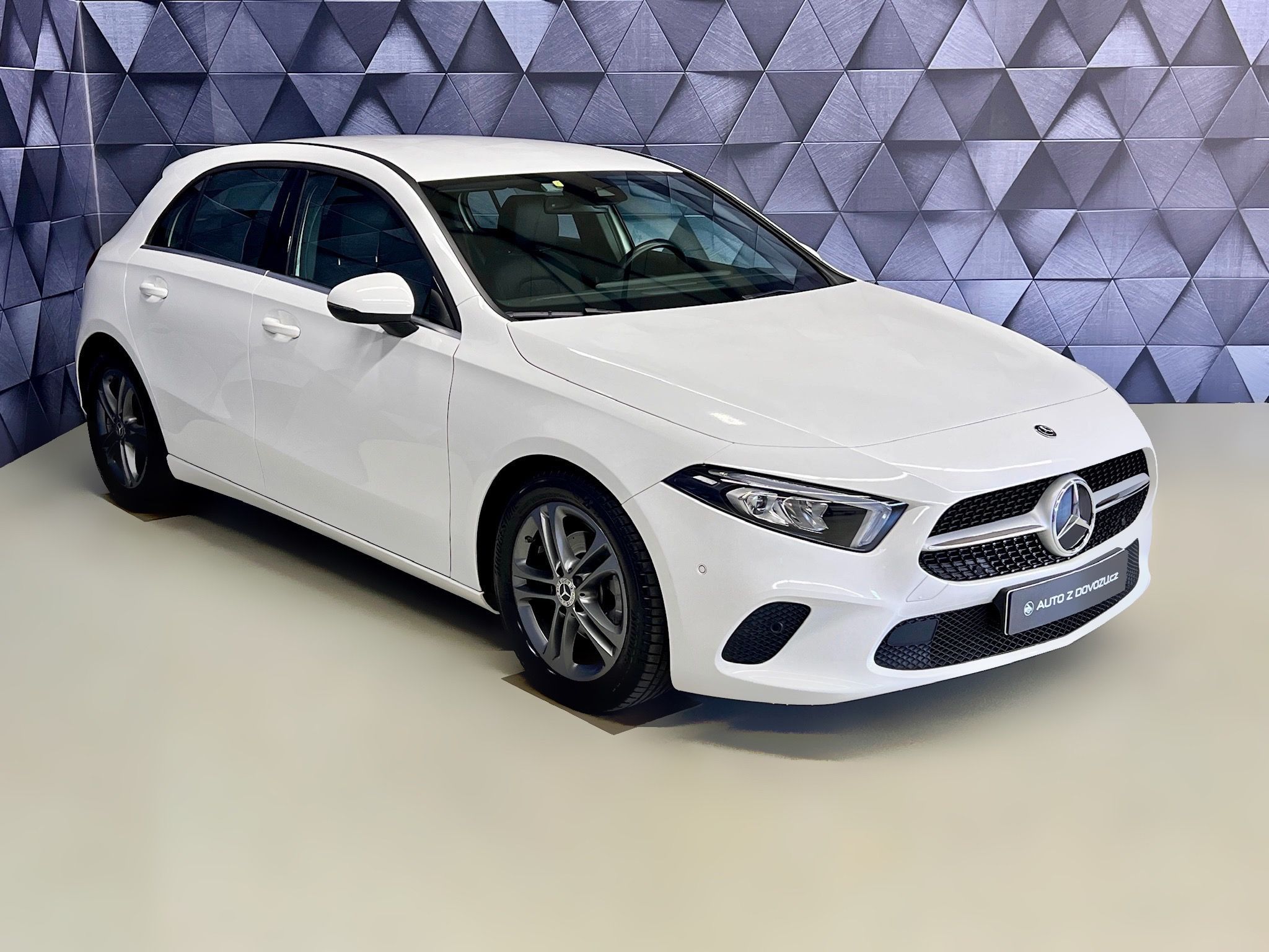 Mercedes-Benz Třídy A, 180 CDI 85 KW 7G-DCT STYLE - fotka 4