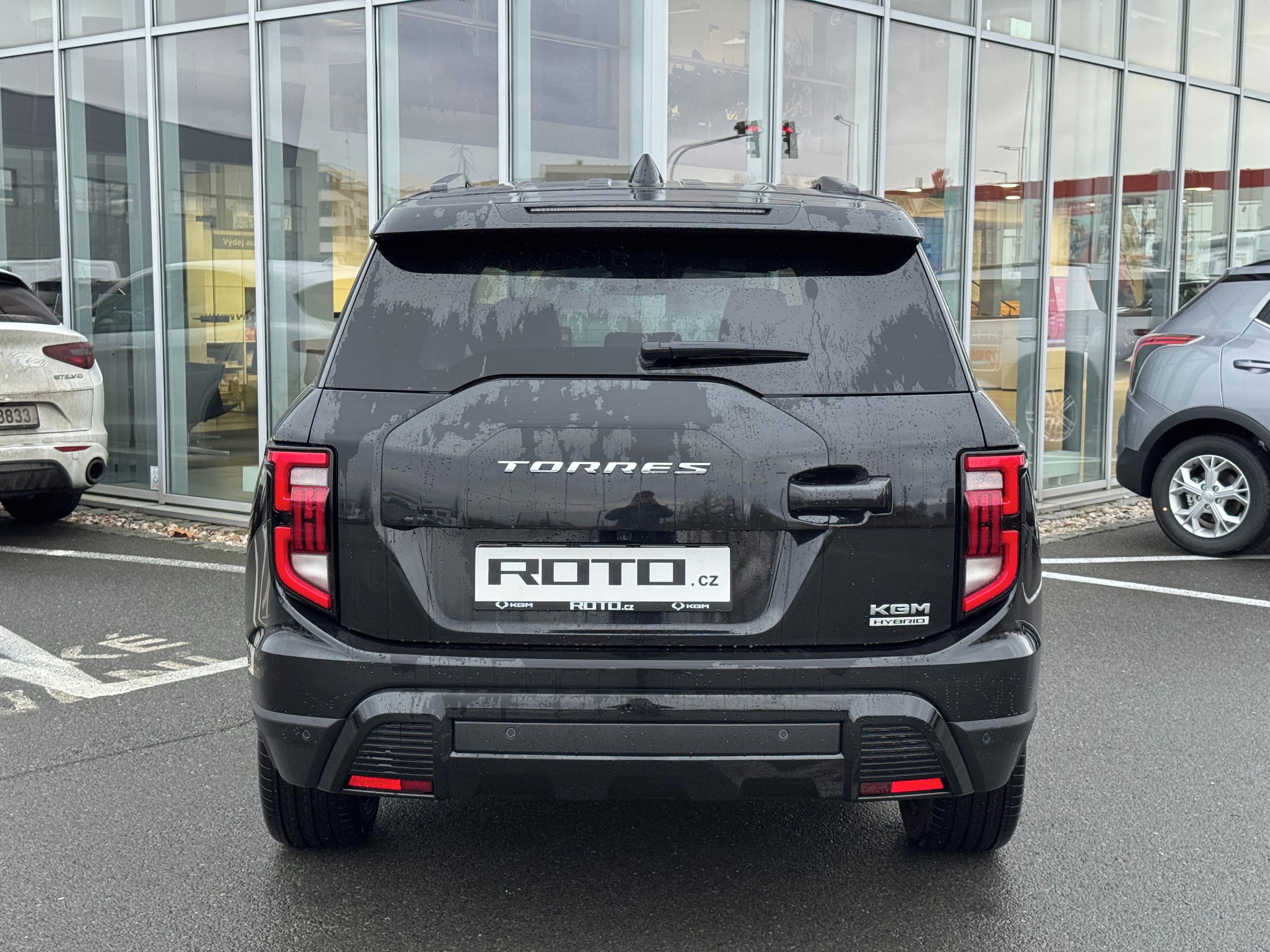 KGM Torres, Hybrid;BLACK PAKET; PŘEDVÁDĚCÍ - fotka 5