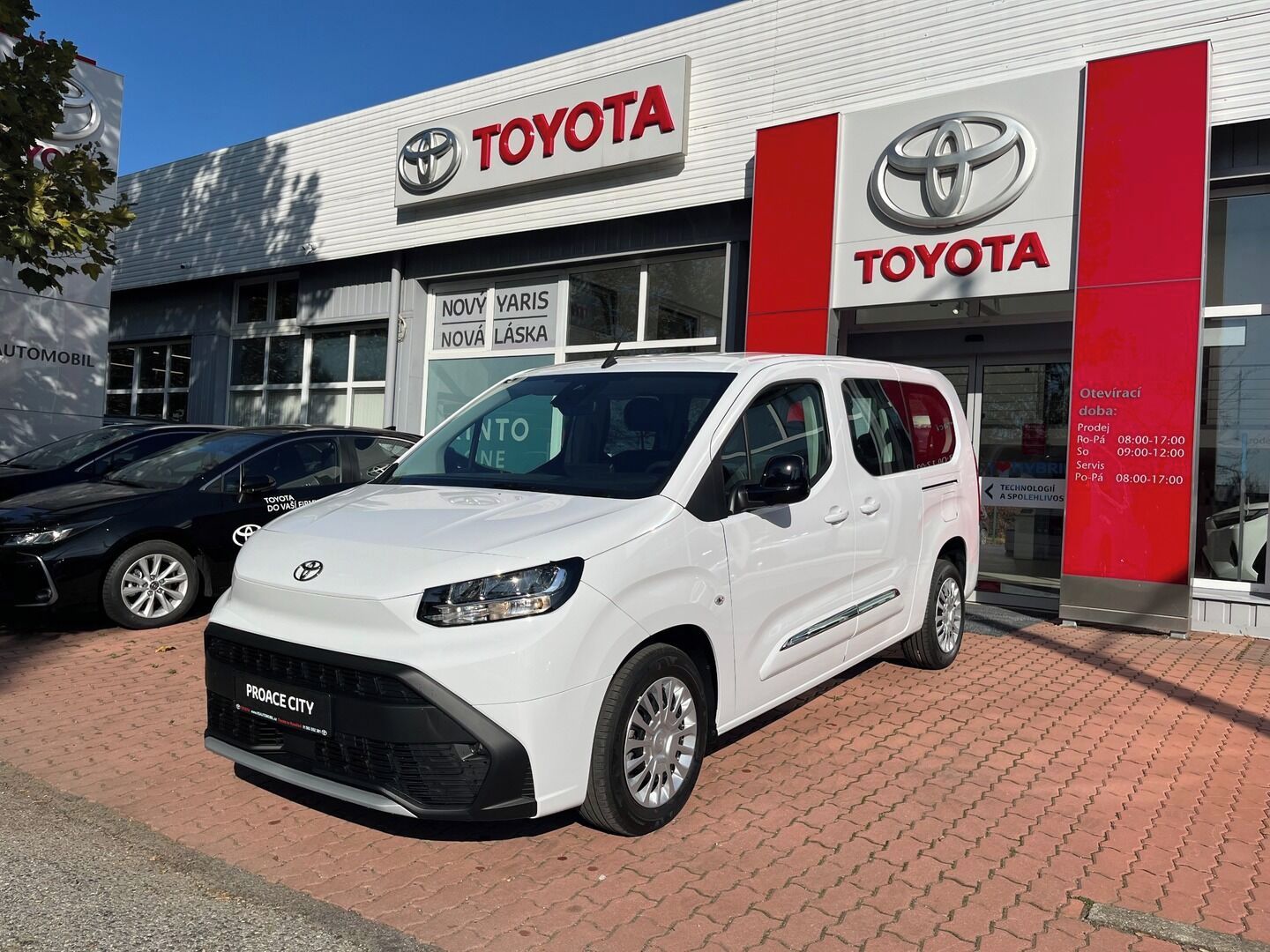 Toyota Proace City Verso, 1.5 nafta 130 koní - výbava