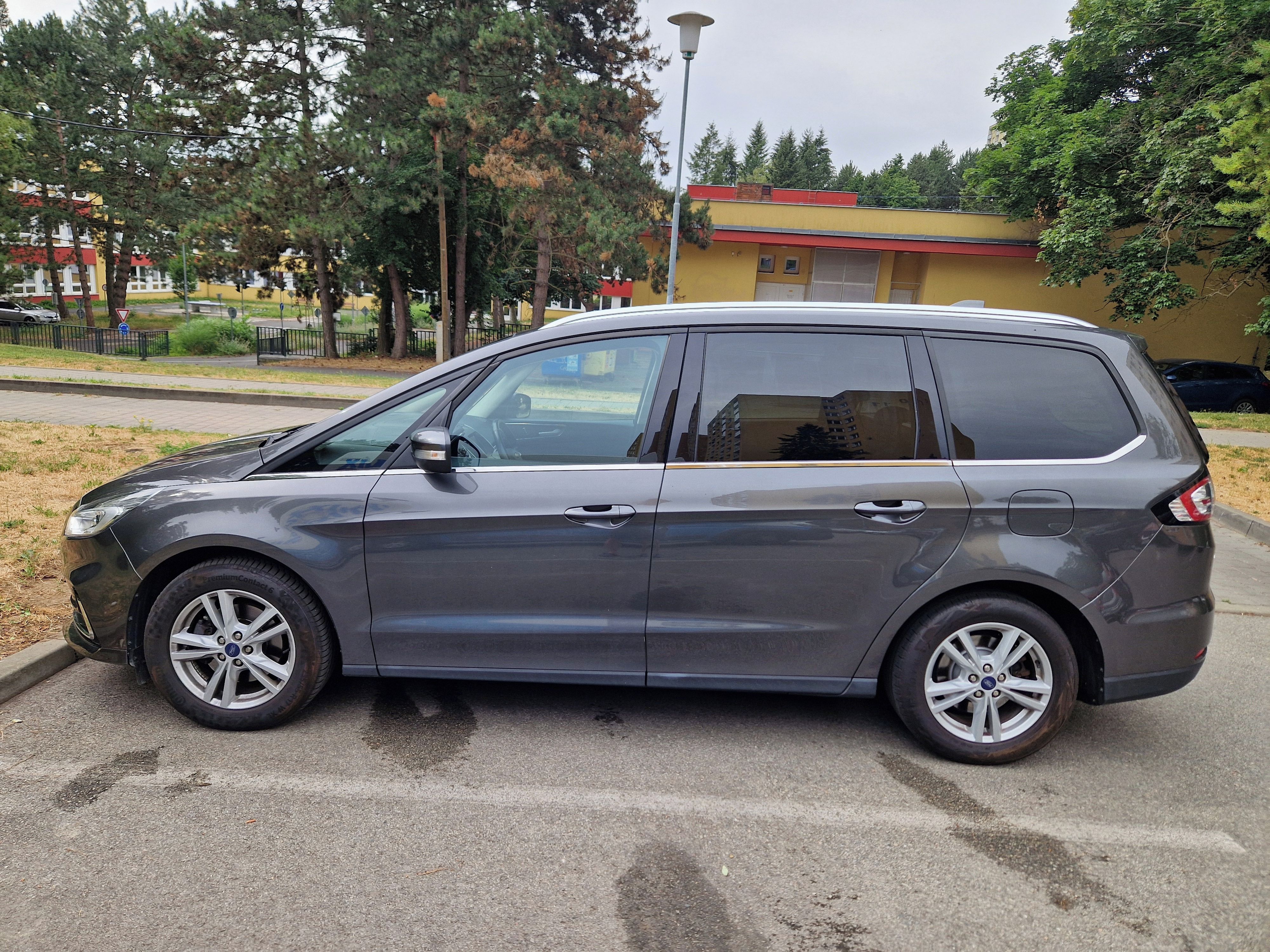 Ford Galaxy, Ford Galaxy Titanium - fotka 2