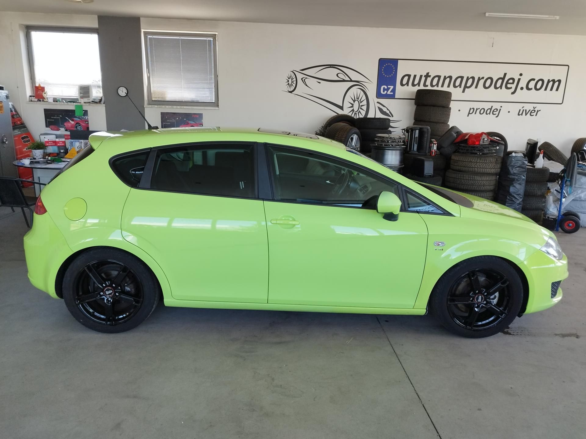 Seat Leon, 1,4TSI,92KW,XEN,ALU,NAVI,SER. - fotka 4