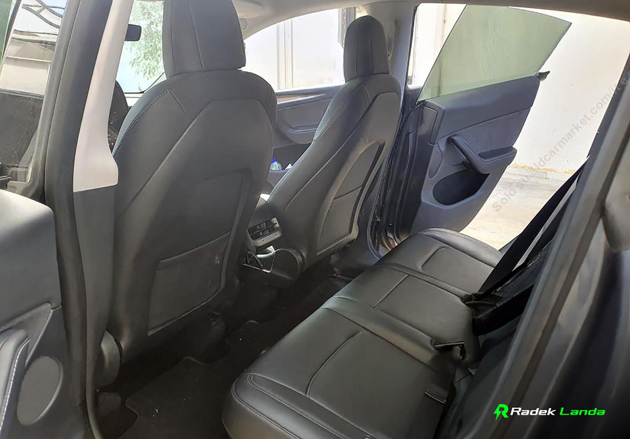 Tesla Model Y, Long Range 78 kWh - fotka 6