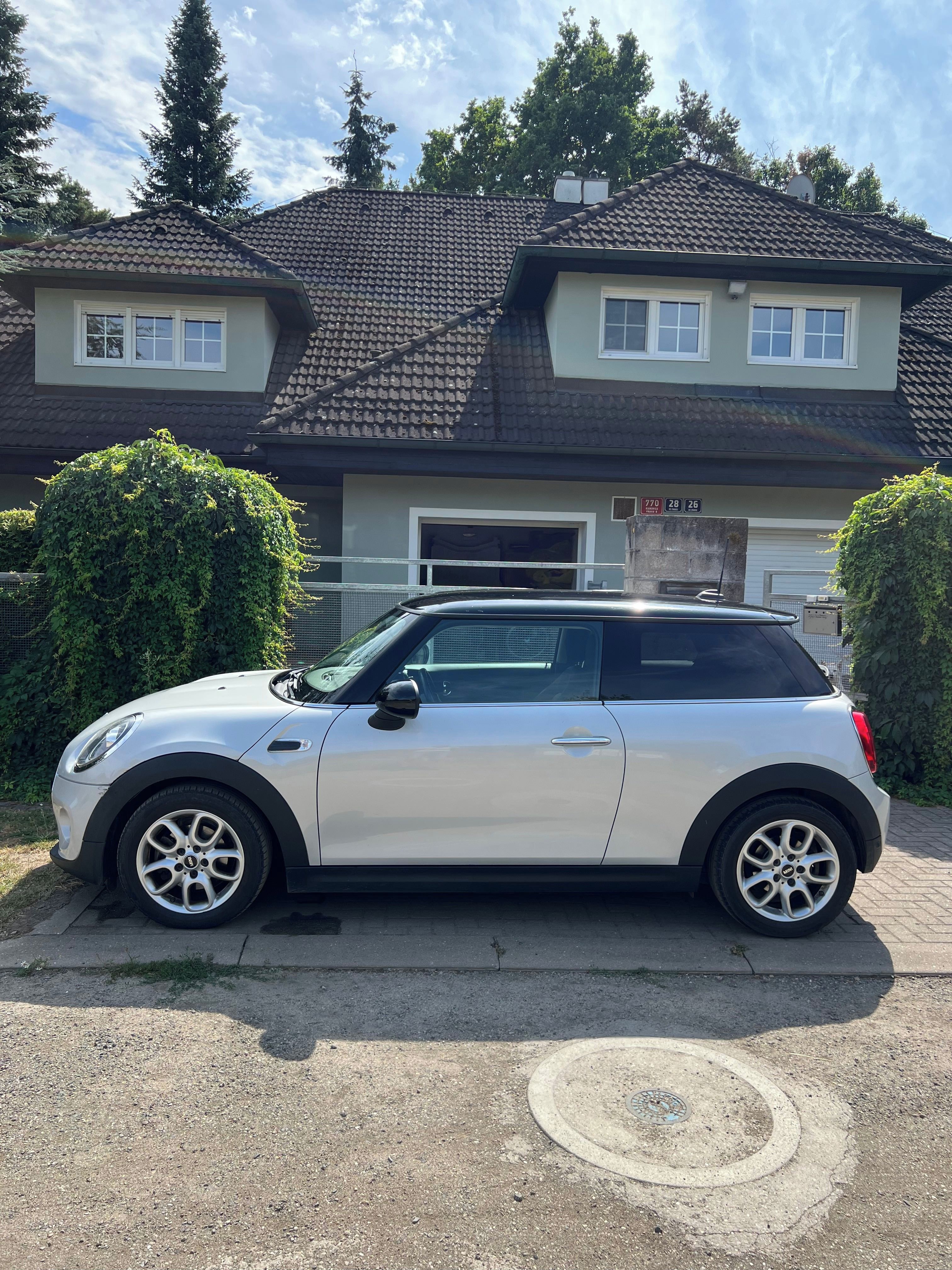 Mini Cooper, MINI Cooper 3D, 1.5i, 2018, 83 - fotka 2