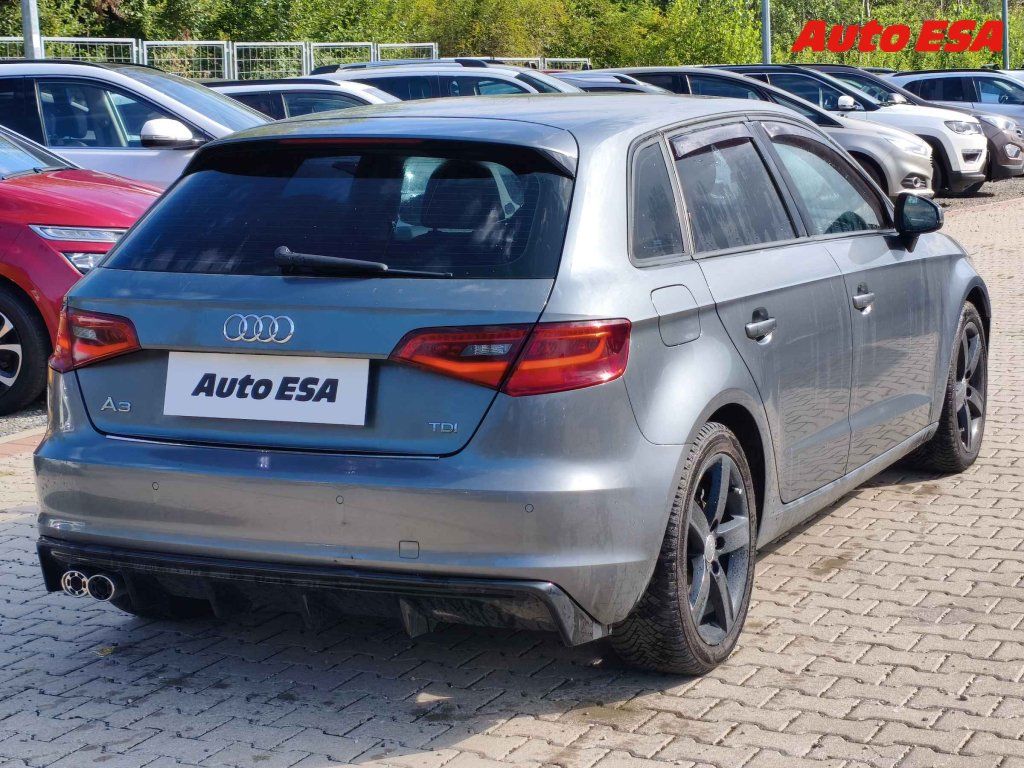 Audi A3, 1.6TDi,S-line,bixen,kůže - fotka 4