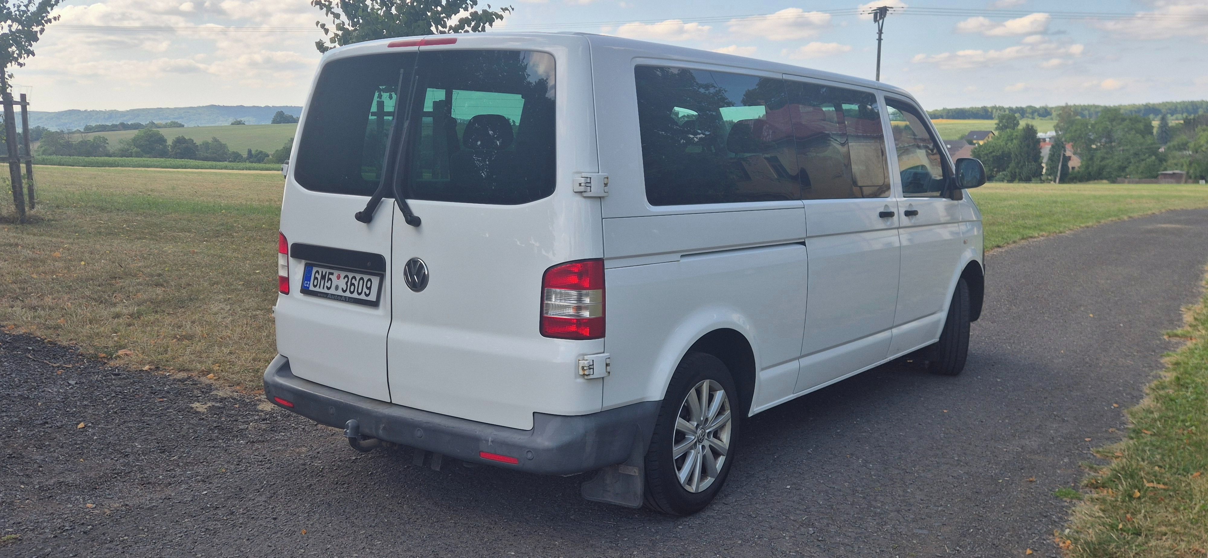 Volkswagen Caravelle, VW Caravelle T5 Long  4X4 - fotka 6