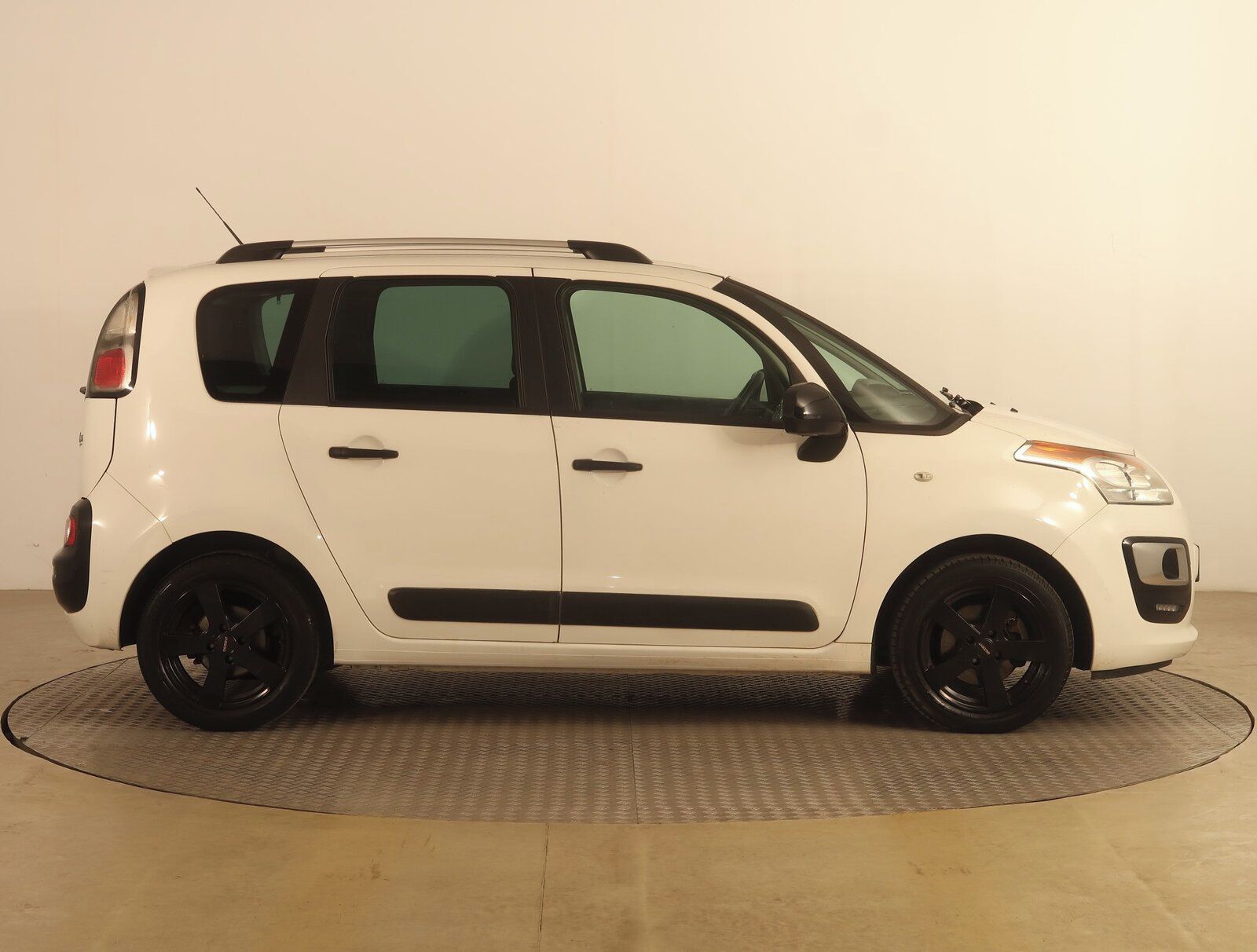 Citroën C3 Picasso, 1.2 PureTech, Serv.kniha - fotka 6