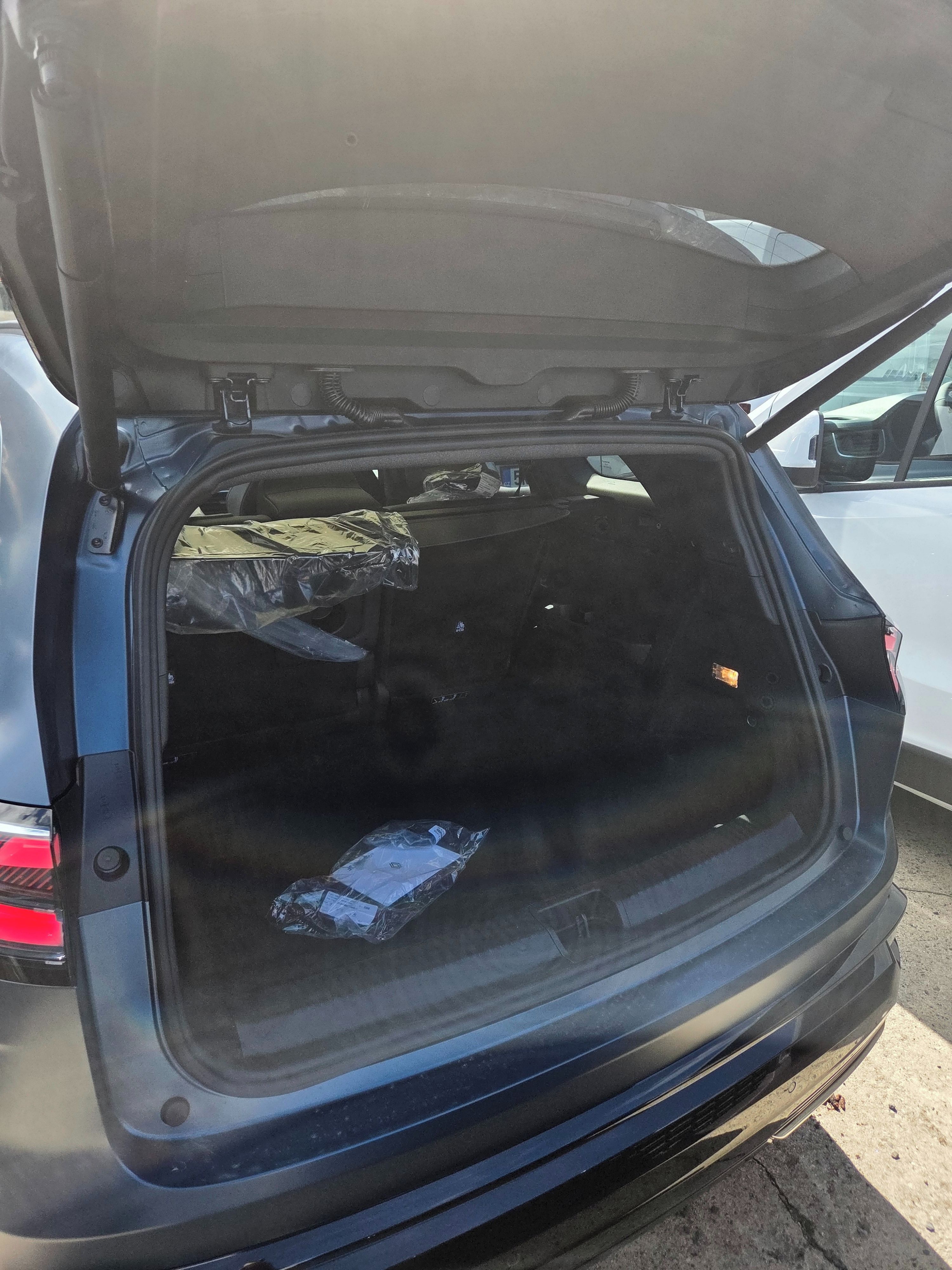 Renault Espace, esprit Alpine full hybrid - fotka 6