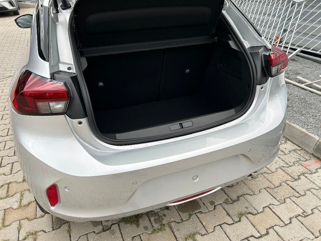 Opel Corsa, VIP Edition 1,2 Turbo 74kW MT6 - fotka 6