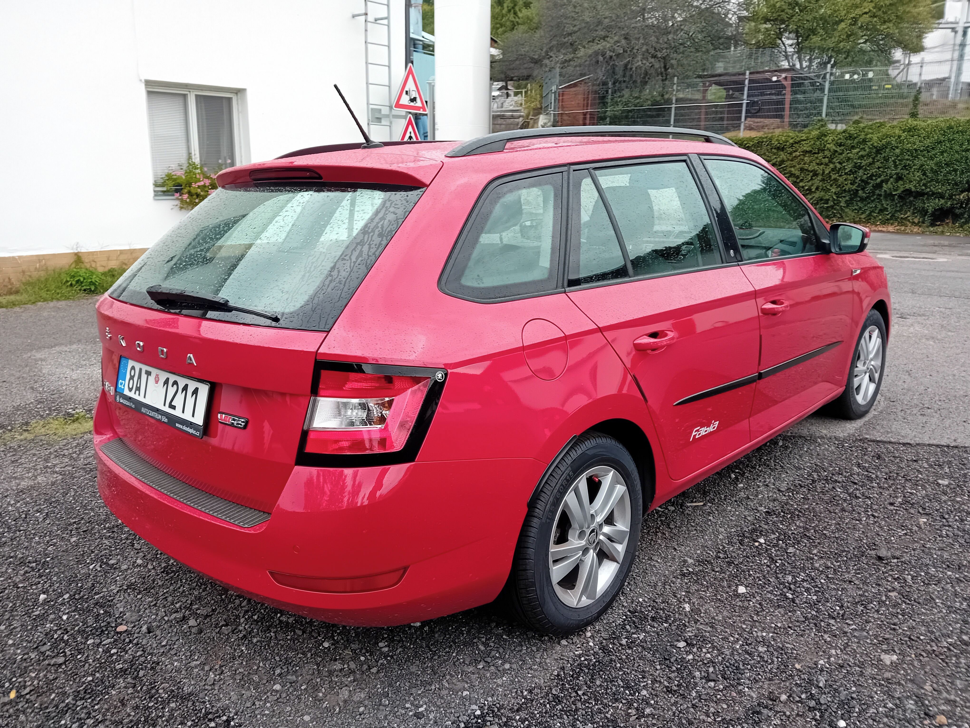 Škoda Fabia, III 1.0 TSI KOMBI ČR - fotka 6