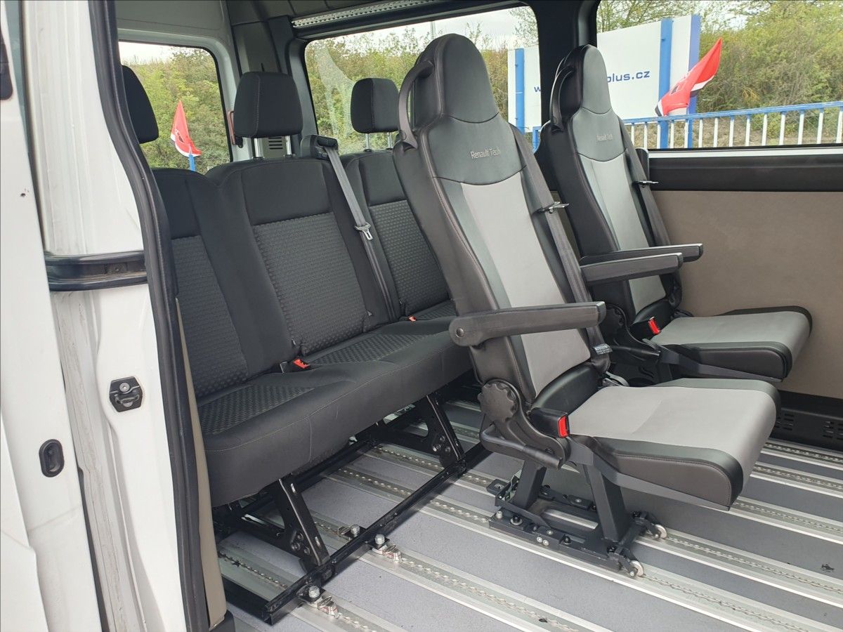 Renault Master, 2,3 L2H2 8míst 2x klima  č.46. - fotka 6