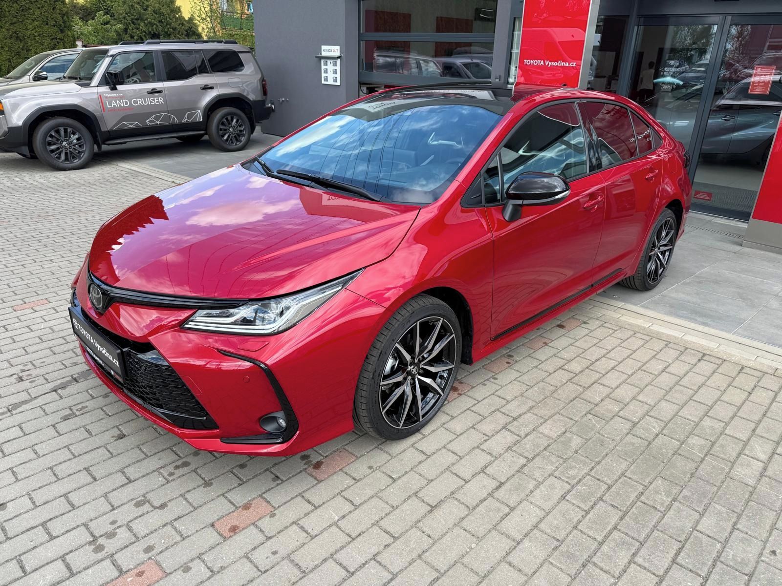 Toyota Corolla, 1.8HEV 140PS GR Sport - fotka 2