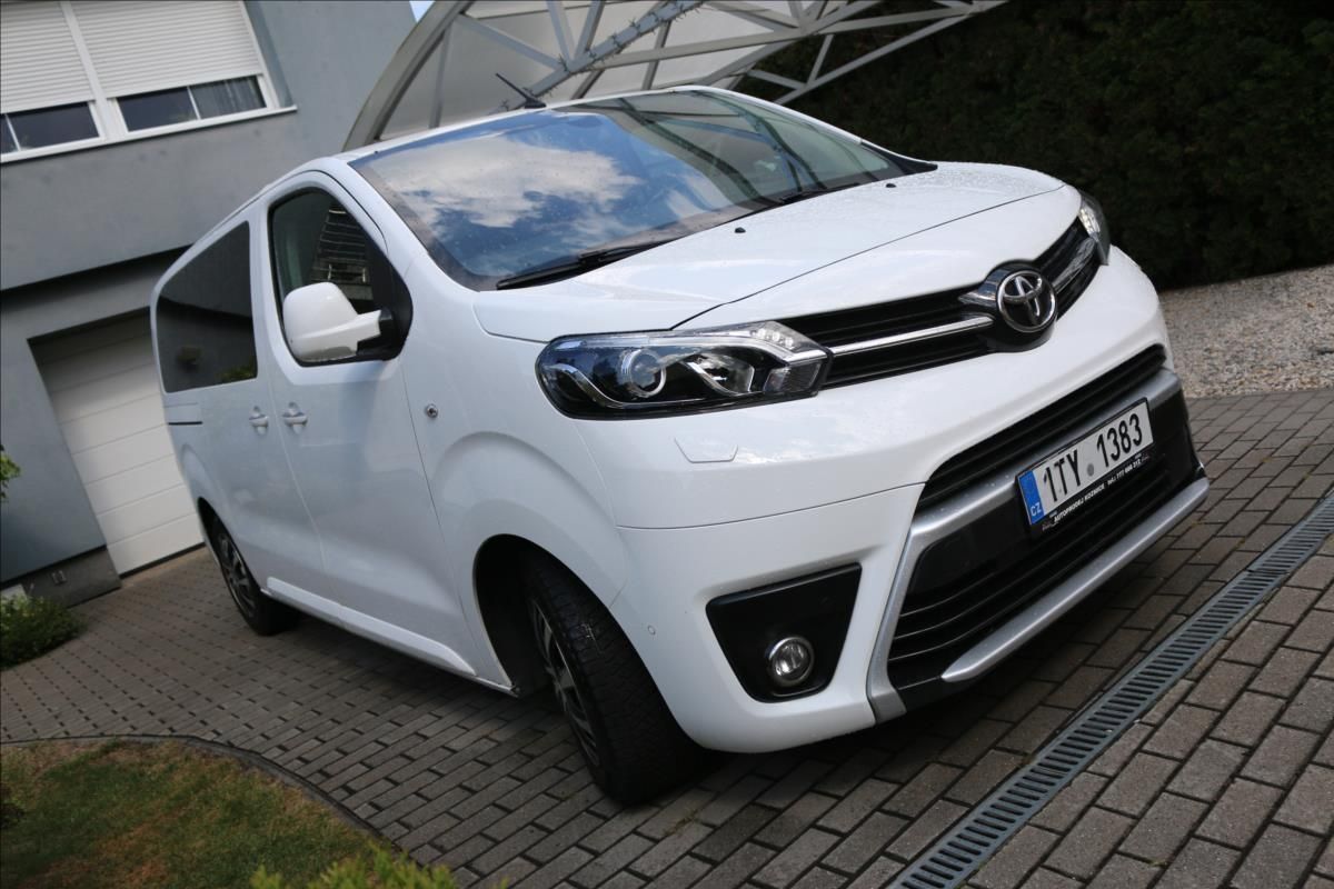 Toyota Proace Verso, 2,0 ČR1.maj.8 míst, DPH,Tažné - fotka 3