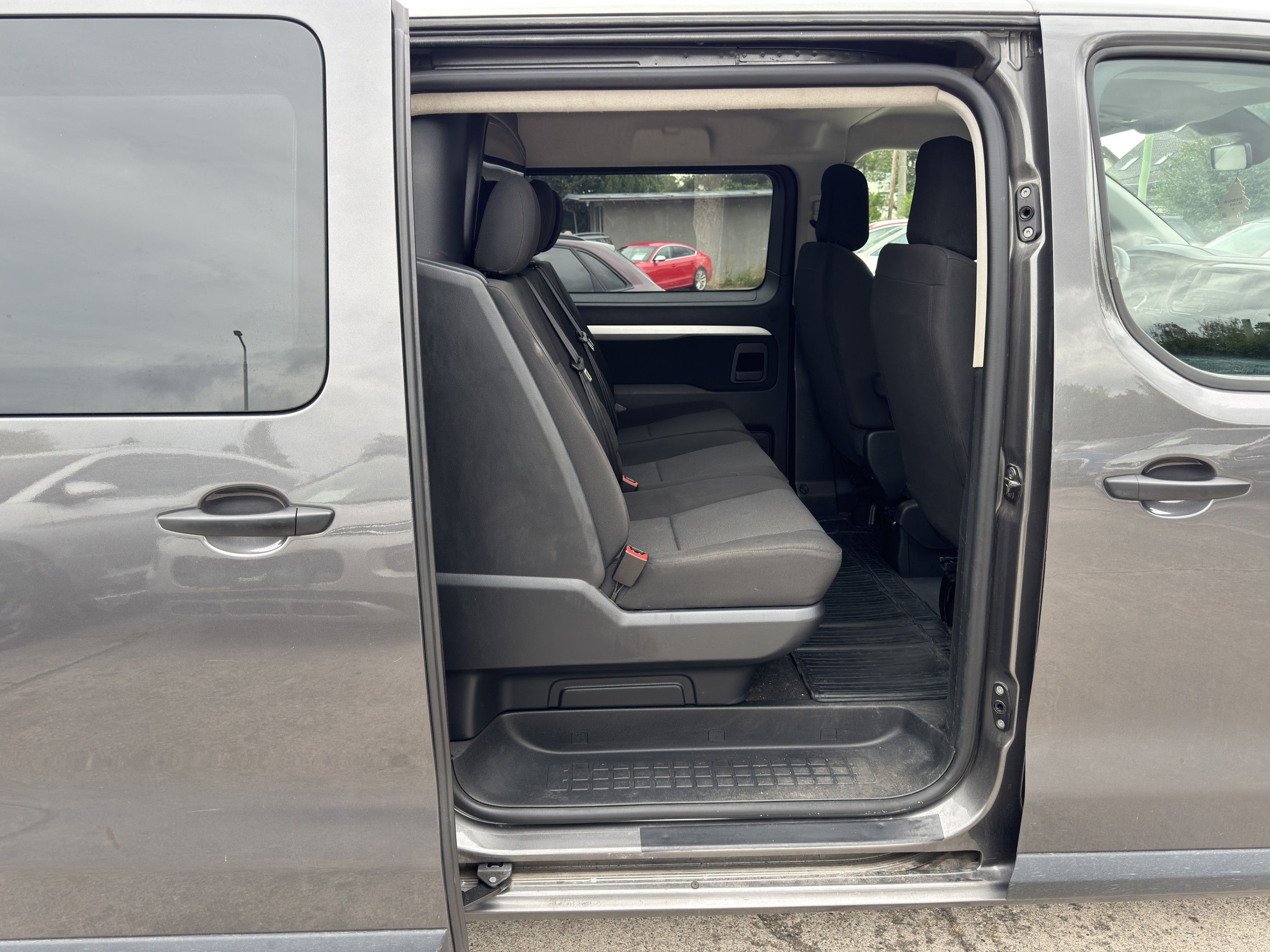 Toyota Proace, 2.0 D 90 kW - fotka 5