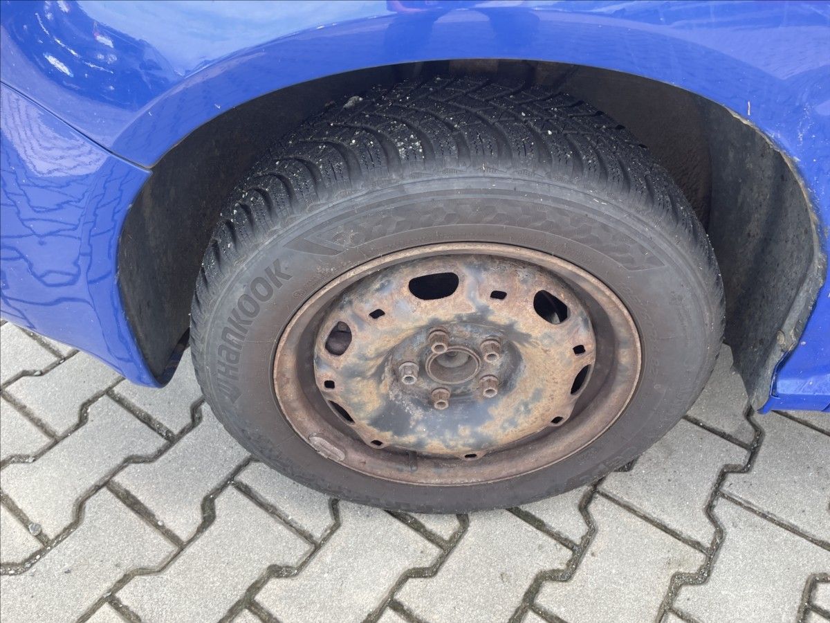 Škoda Fabia, 1,4 MPi 50 kW 2.MAJITEL od ROK - fotka 5