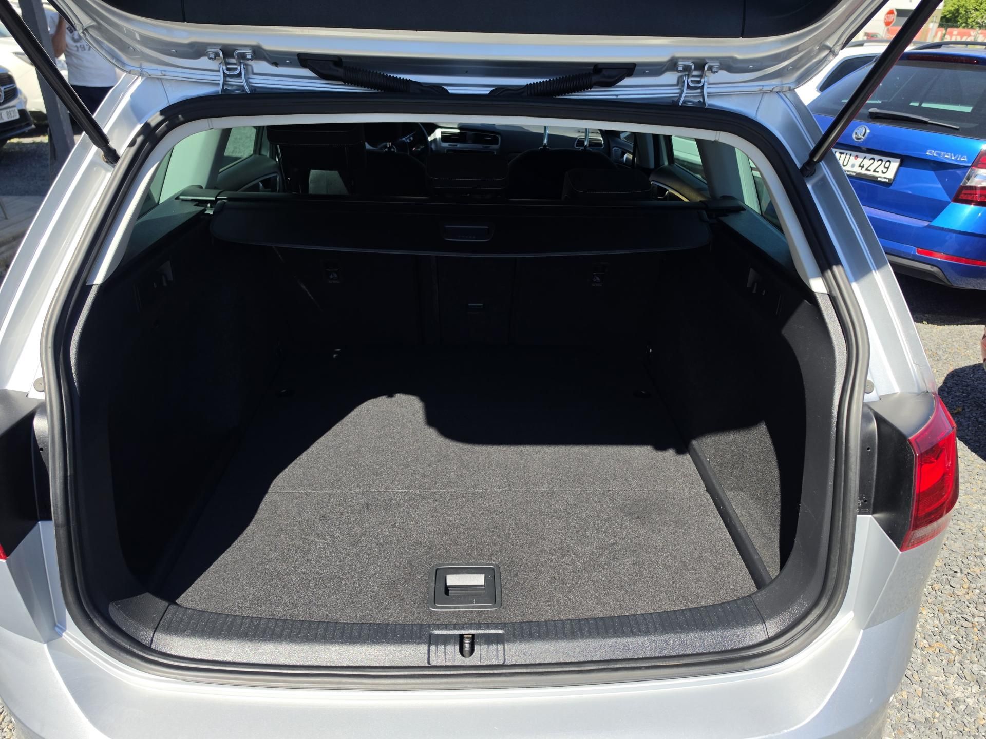 Volkswagen Golf Variant, 1.4 TSi Lounge - fotka 5