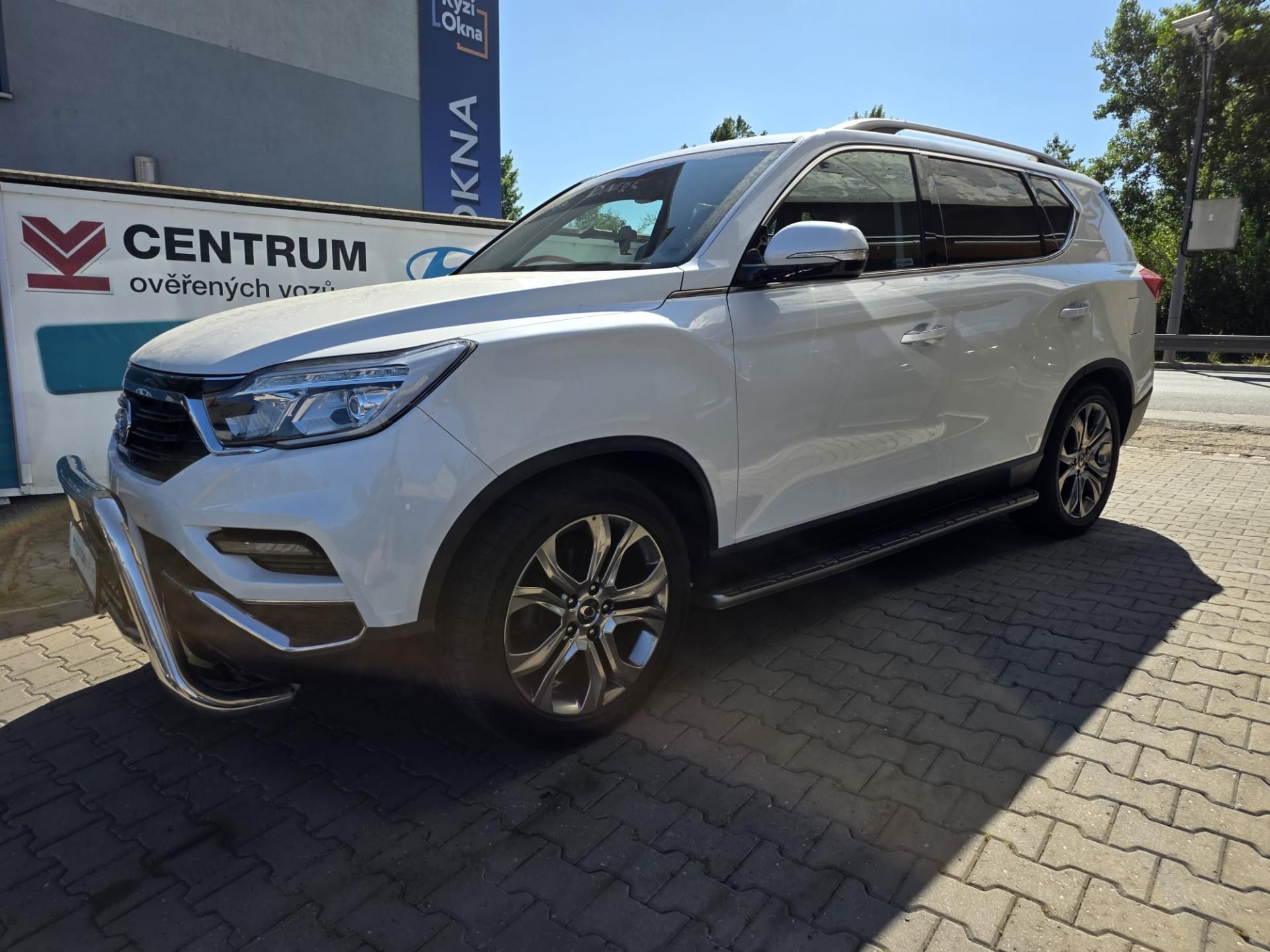 SsangYong Rexton, 2.2-4x4-TAŽNÉ 3t-AUTOMAT