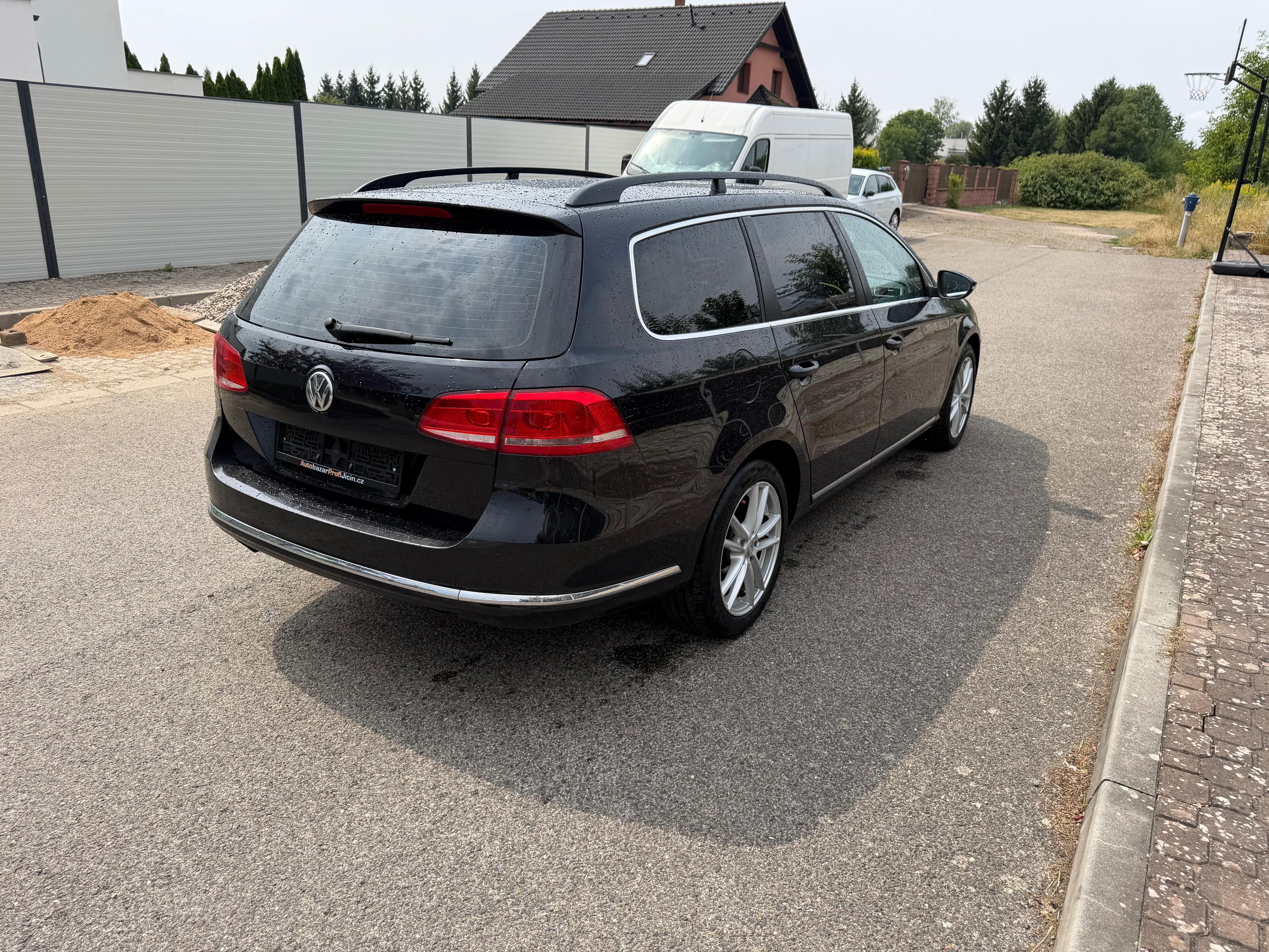 Volkswagen Passat, 2,0 TDi/103Kw DSG nová STK - fotka 6