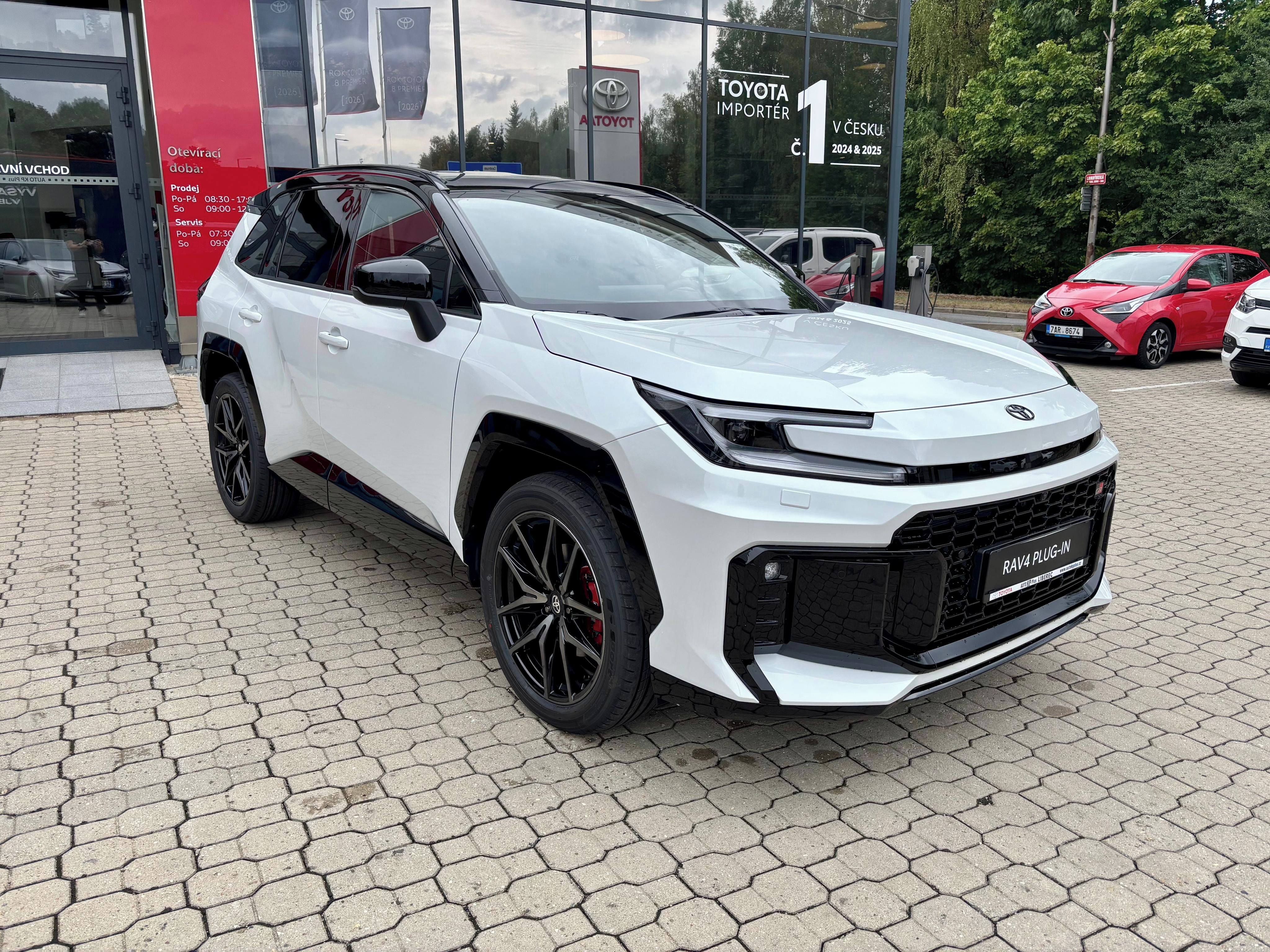 Toyota Rav4, 2,5PHEV 309k GR Sport 4x4 - fotka 3