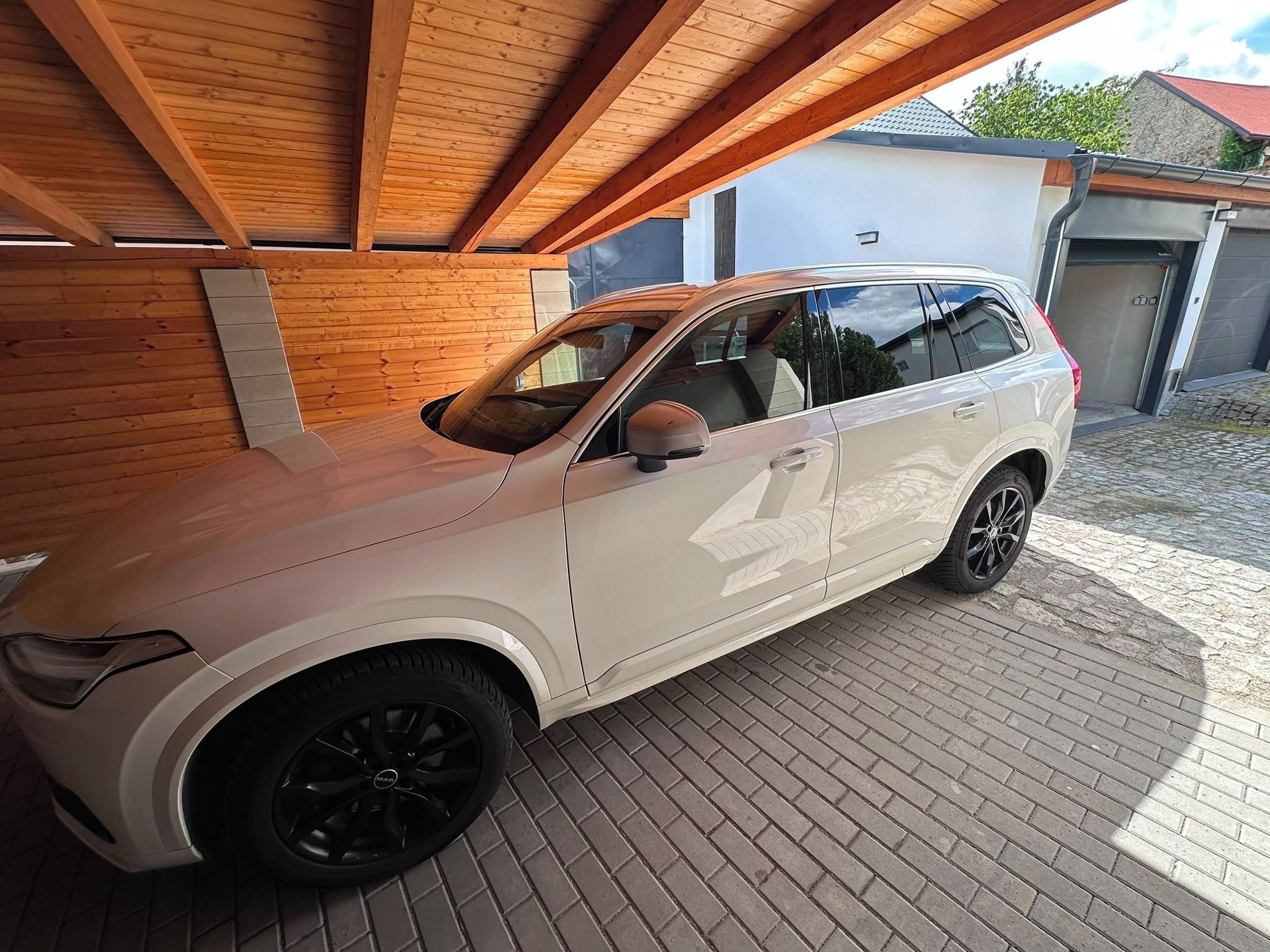 Volvo XC90, Volvo XC90 D5 AWD R-Design+ - fotka 6
