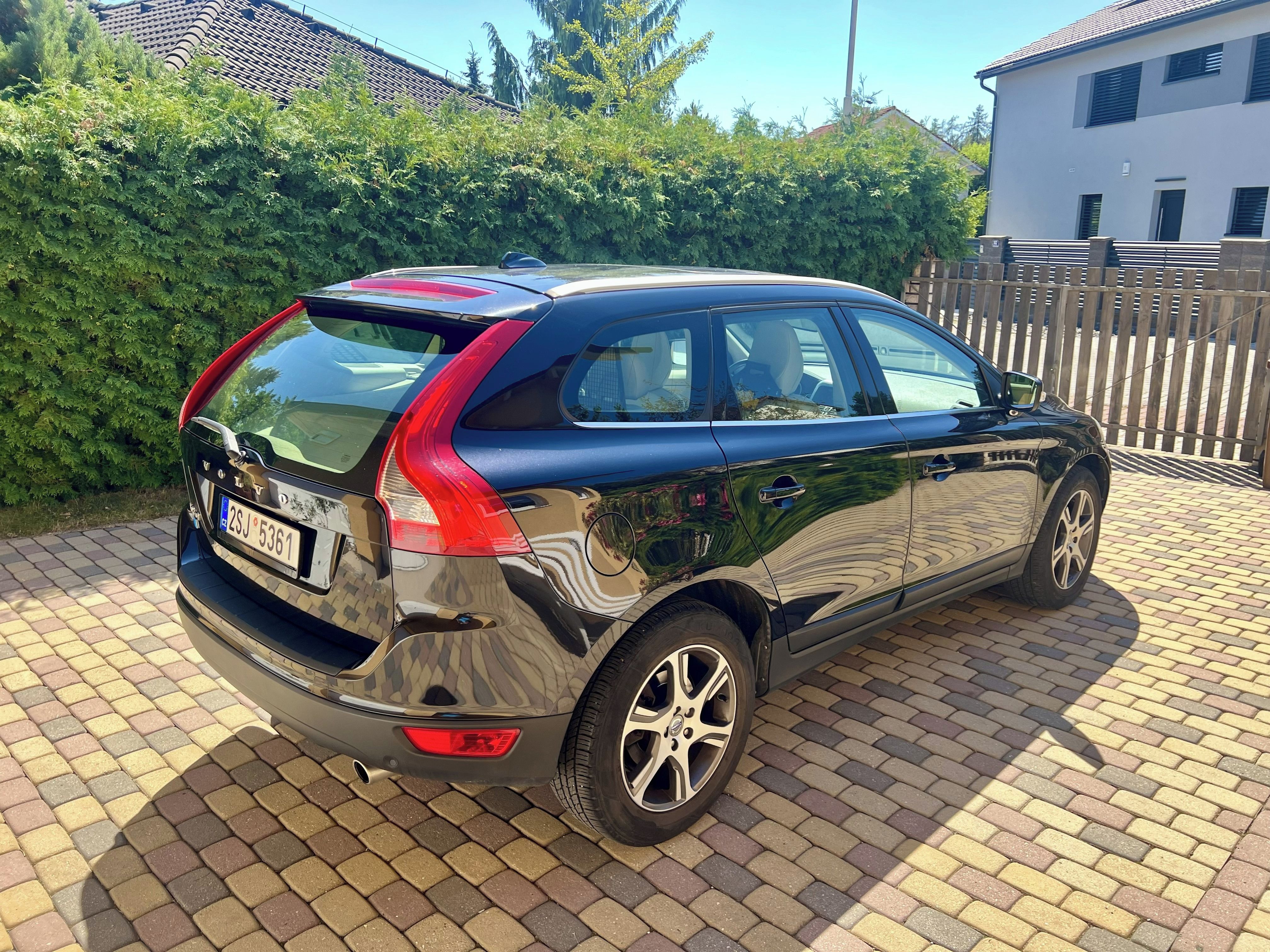 Volvo XC60, D4, ČR, Polestar, 2.4, AWD - fotka 4