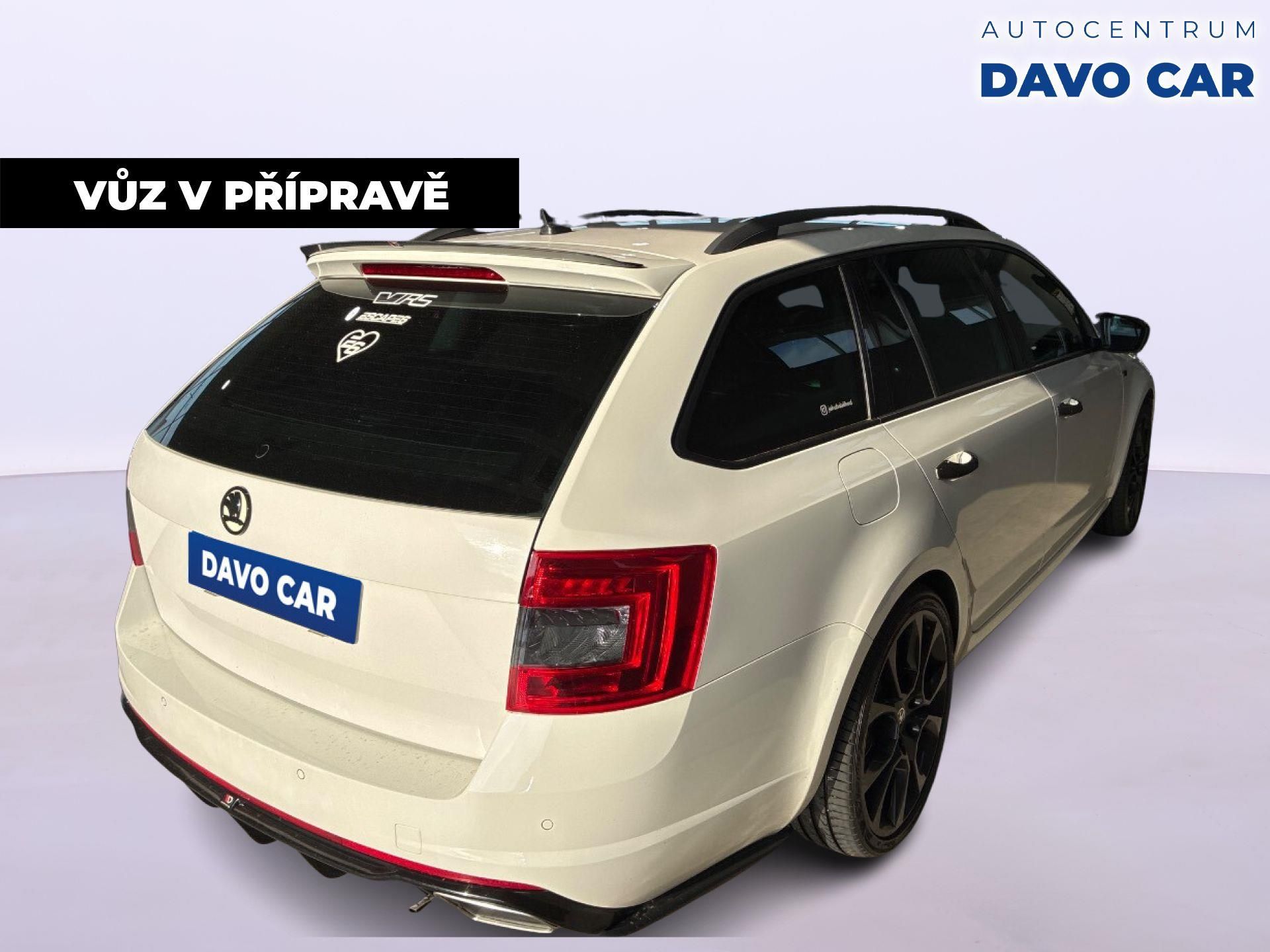 Škoda Octavia, 2,0 TDI 135kW Xenon RS - fotka 5