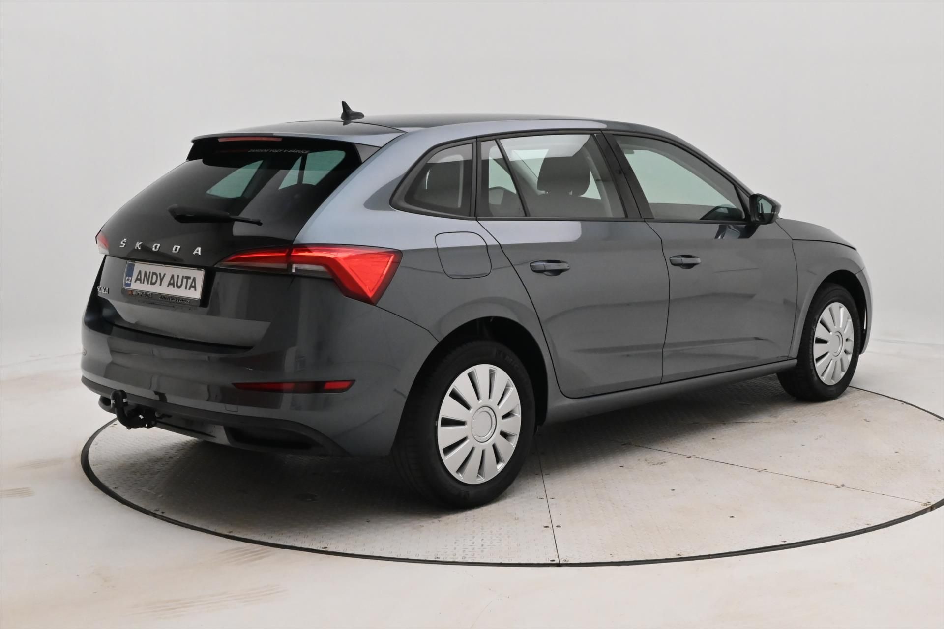 Škoda Scala, 1,6 TDI 85 kW DSG Ambition Zár - fotka 5