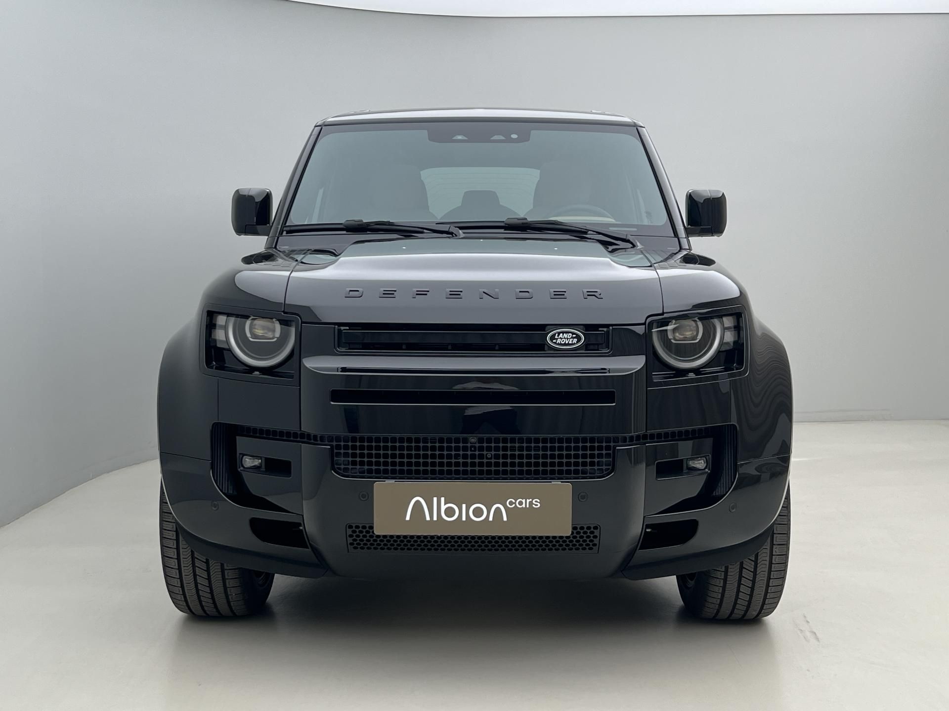 Land Rover Defender, 110 P425 X-DYNAMIC HSE AWD Aut - fotka 2