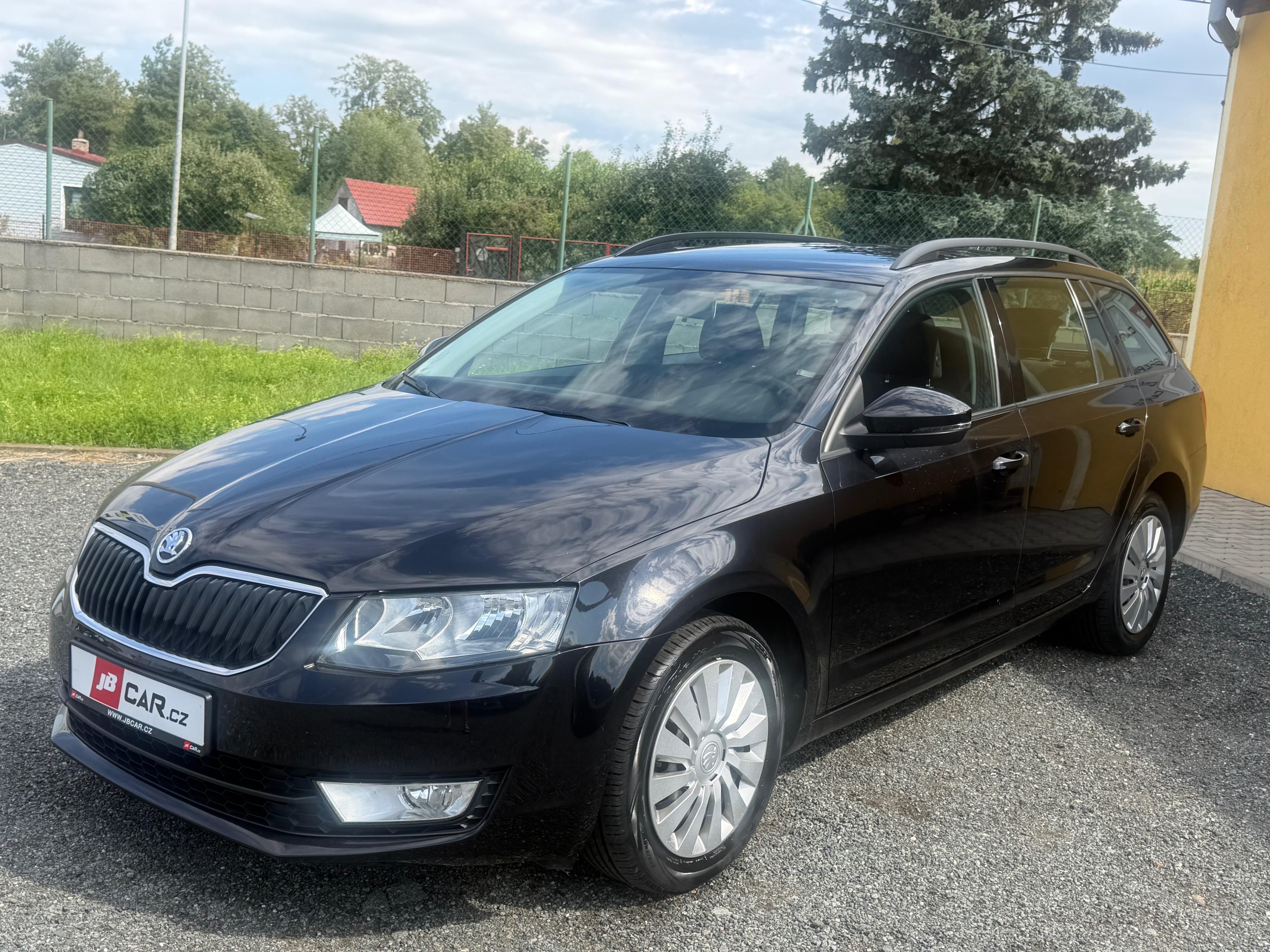 Škoda Octavia, 2.0 TDI 110KW DSG 1.MAJITEL - fotka 5