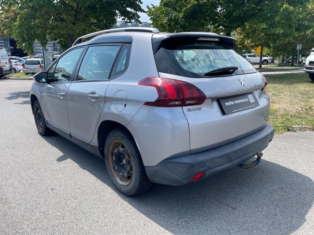 Peugeot 2008, Active 1,2i MT5, ČR - fotka 3