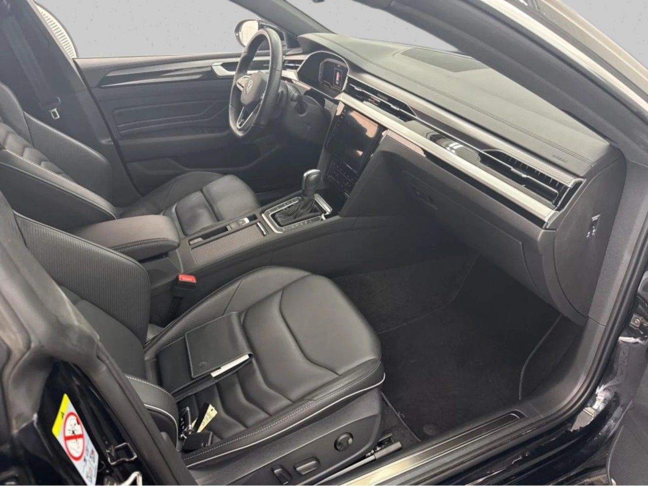Volkswagen Arteon Shooting Brake, R-Line 4Motion 2.0 TDI - fotka 3