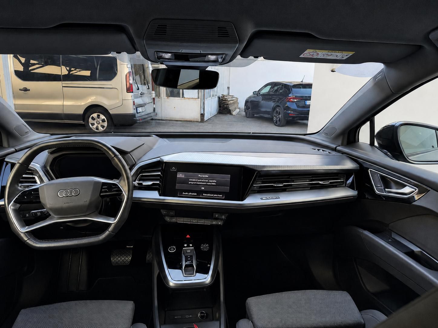 Audi Q4 e-tron, 50 quattro S-LINE 21" SONOS - fotka 6