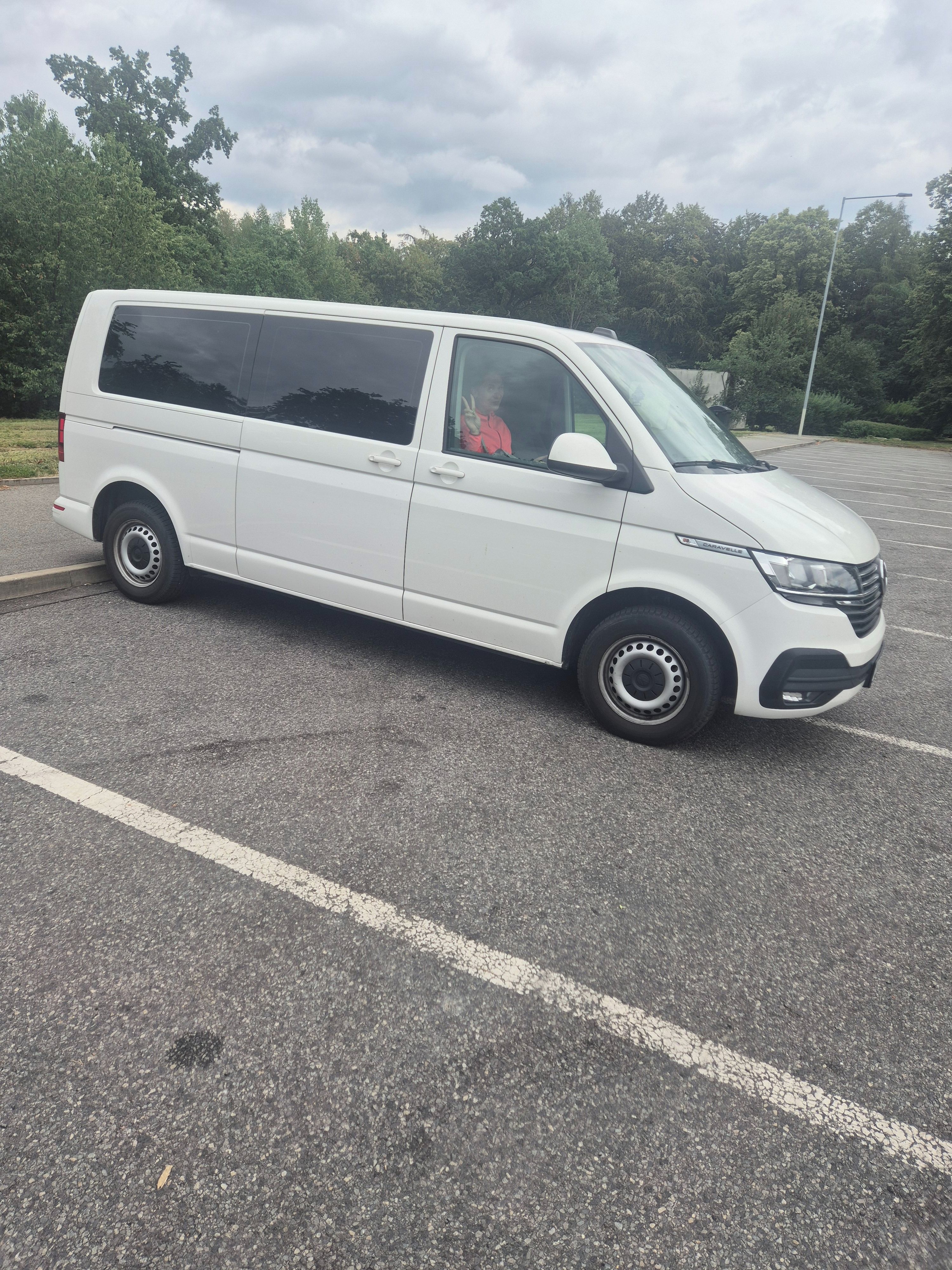 Volkswagen Caravelle - fotka 5