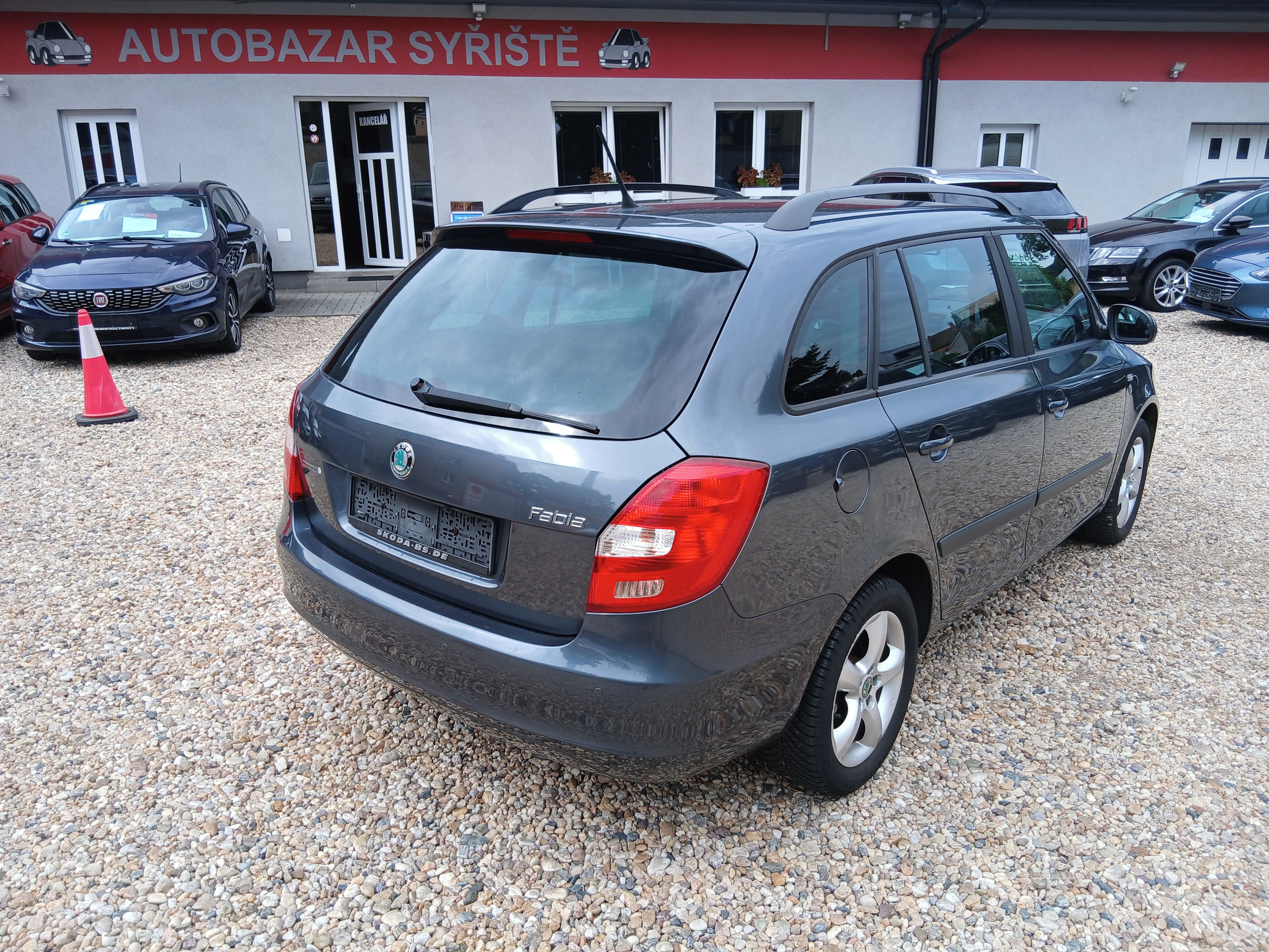 Škoda Fabia, 1.2 TSi 63KW Family S.Kniha, K - fotka 5