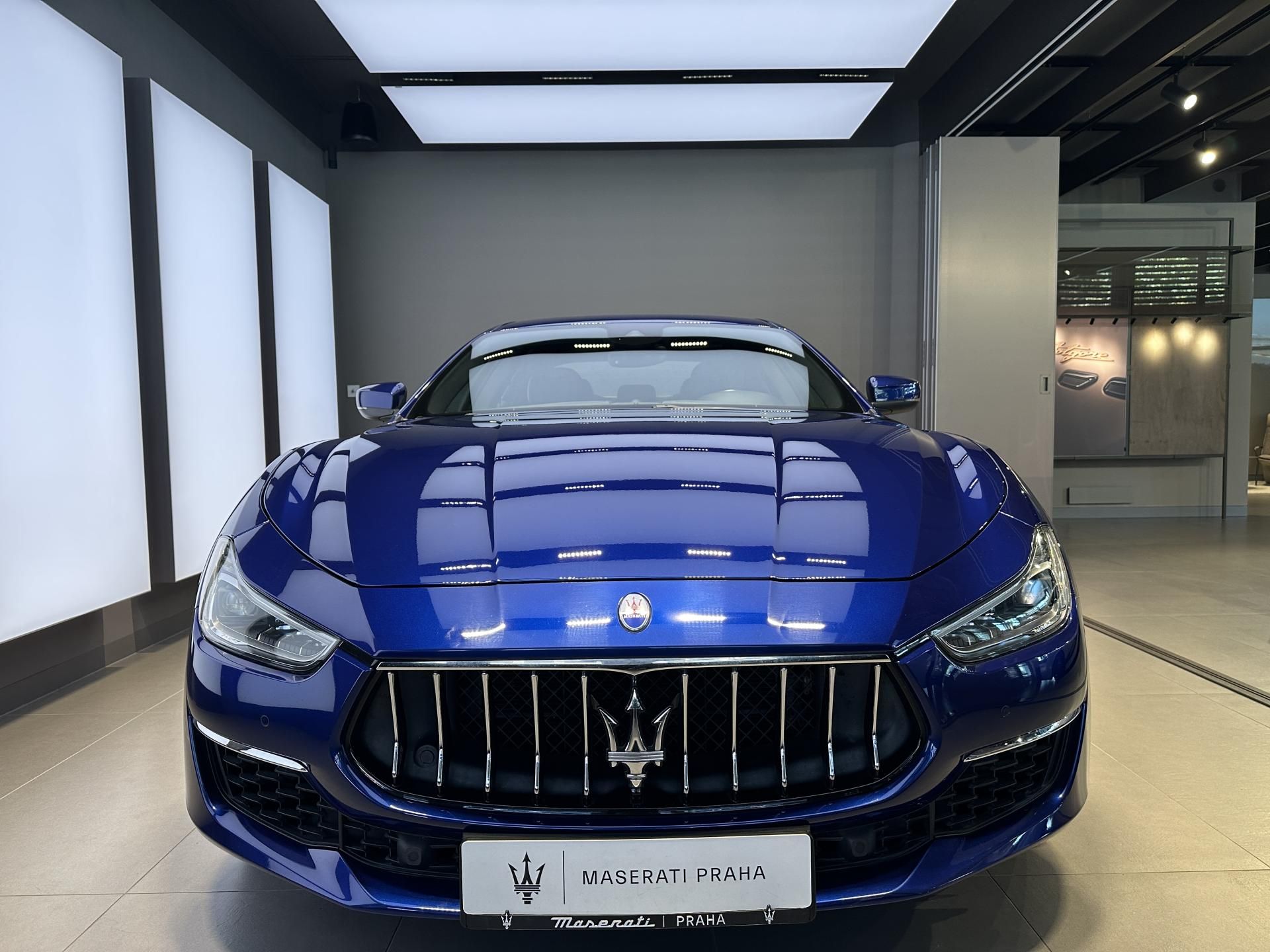 Maserati Ghibli, SQ4 430HP - fotka 2
