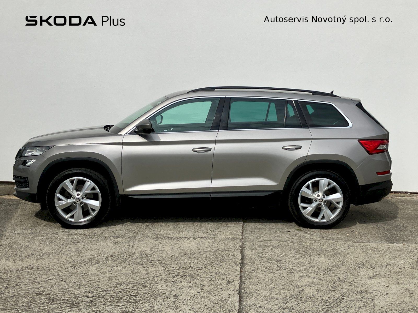 Škoda Kodiaq, 1.4 TSI / 110 kW 4x4 +zim kola - fotka 3