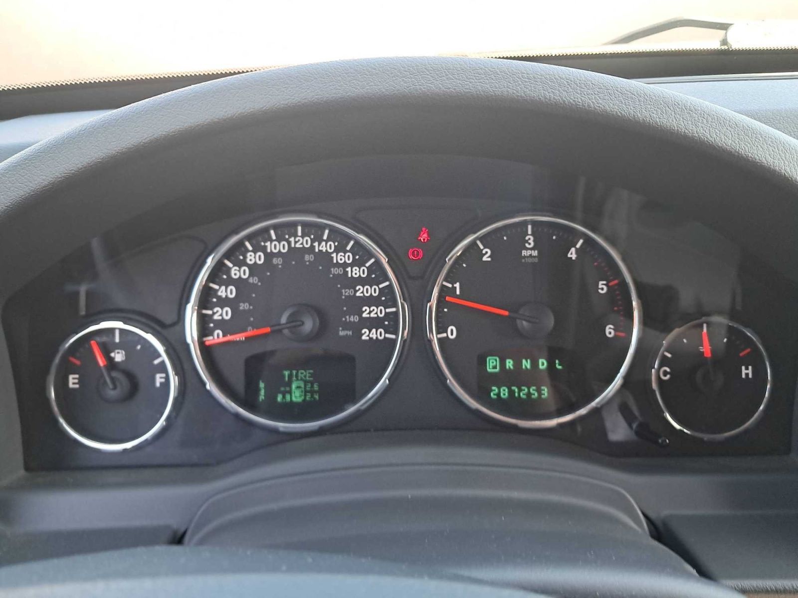 Jeep Cherokee, 2.8 CRD, 4X4, Automat, Navi - fotka 3