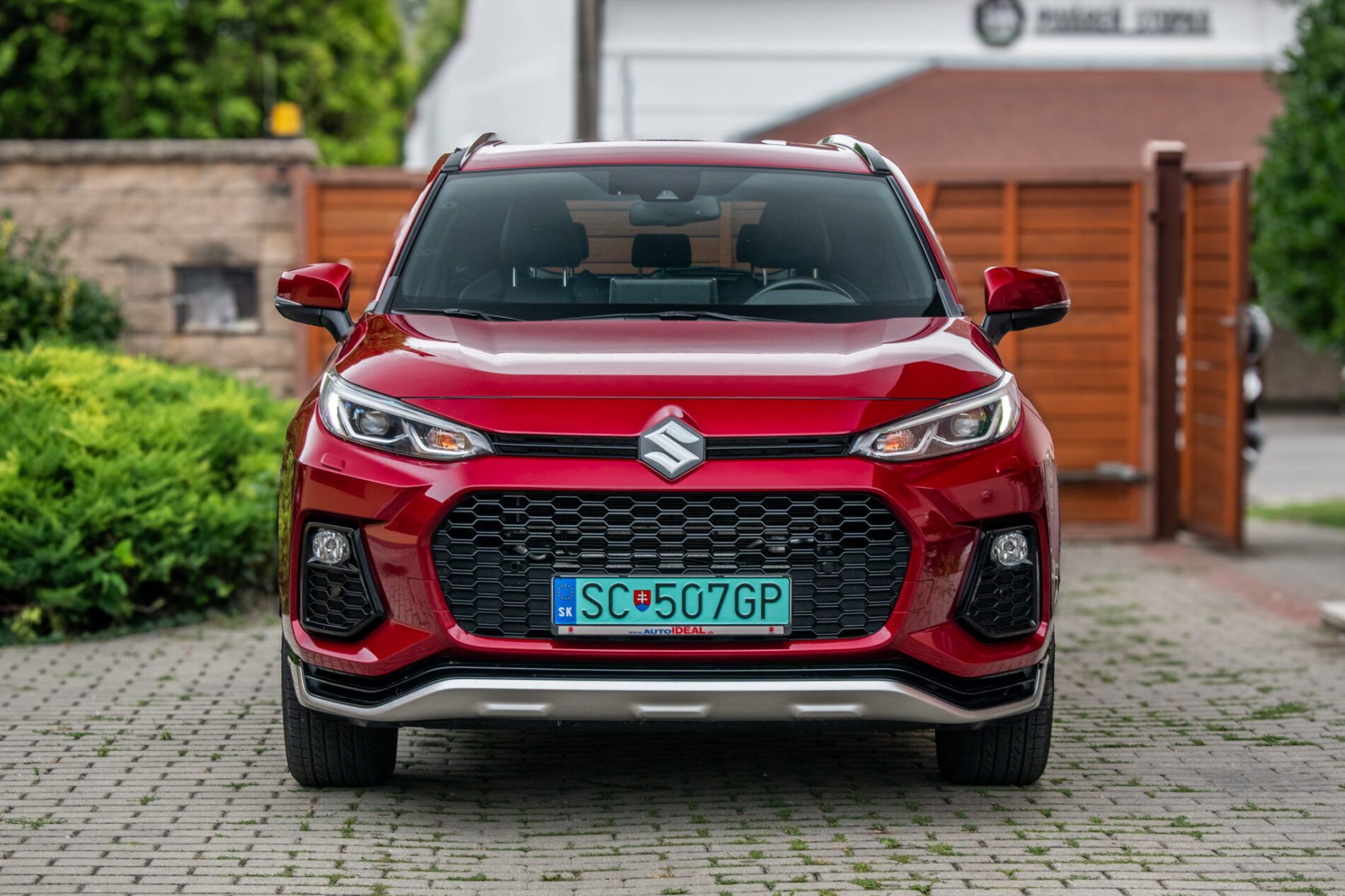 Suzuki Across - fotka 2
